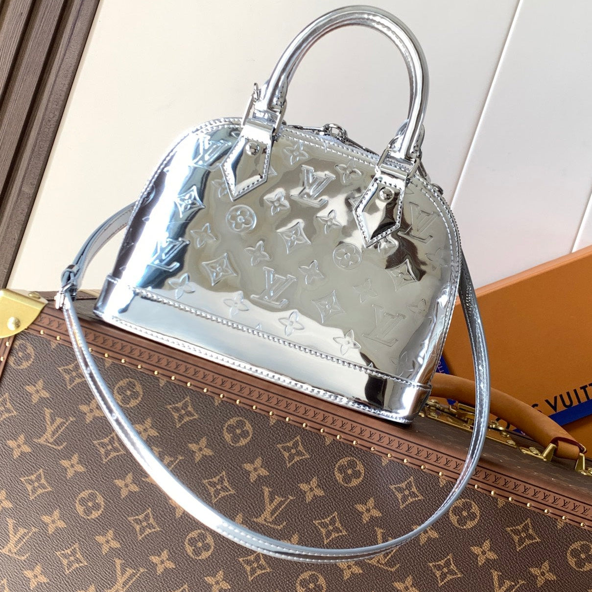 LV 2026 Alma BB Handbag 23cm Silver Canvas 281390