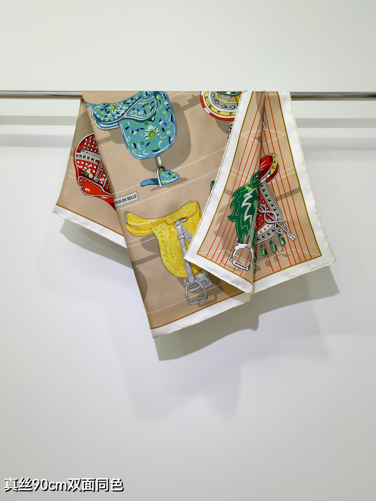 HM 26ss Amazon  Scarf 90 Beige Colorful Twill Silk 130279