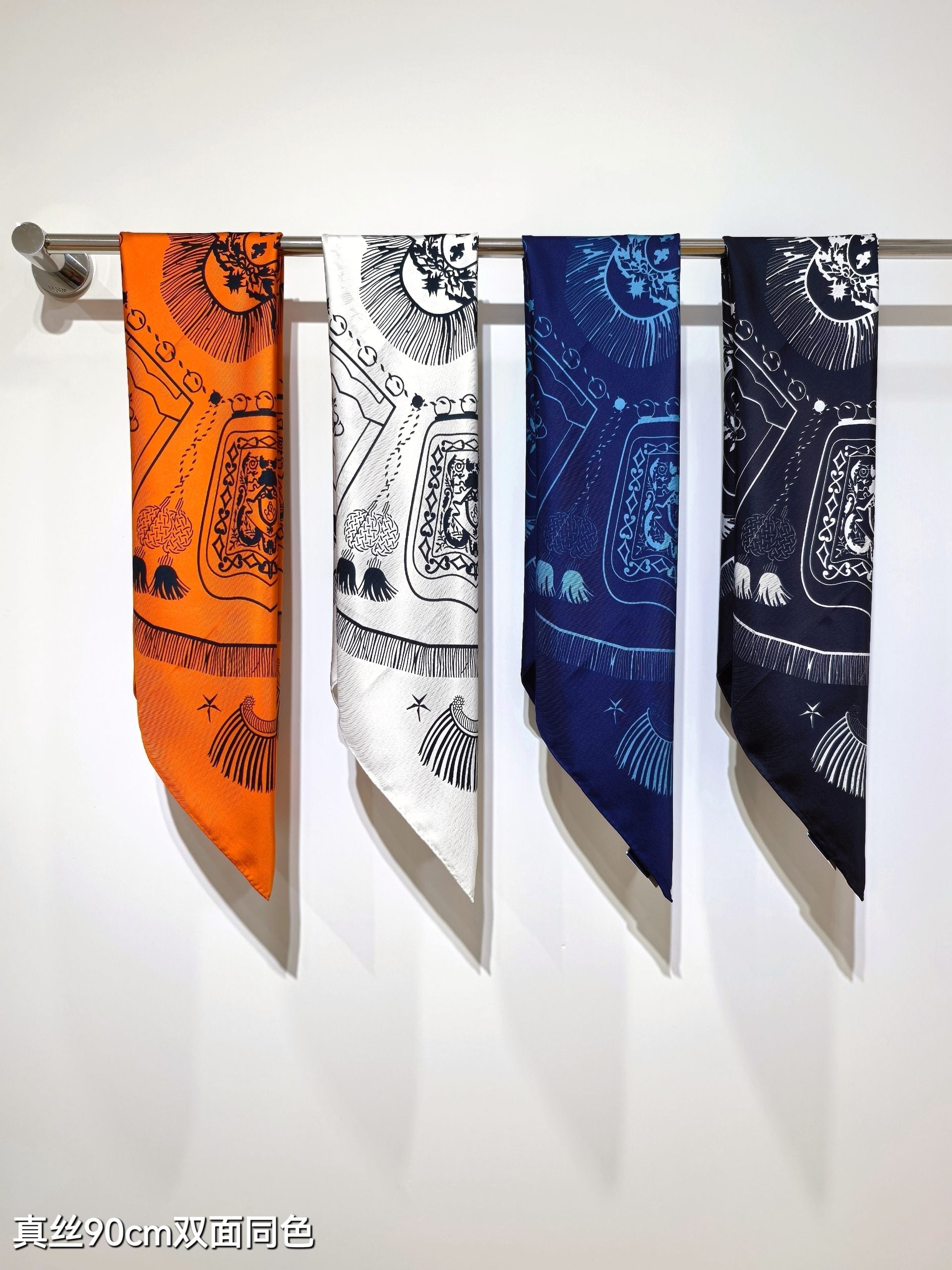 HM 26ss Double Sided Scarf 90 Black Twill Silk 134422