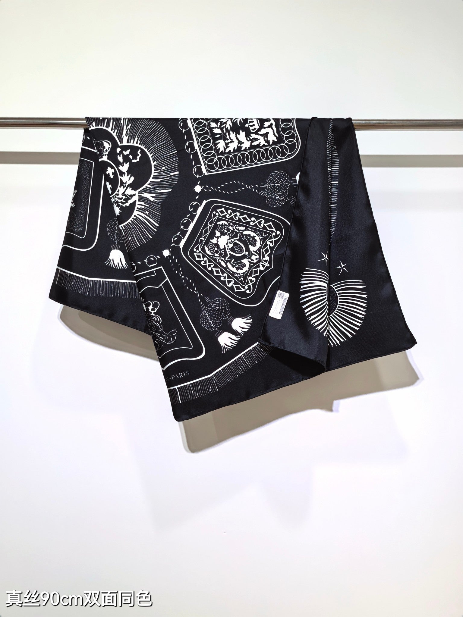 HM 26ss Double Sided Scarf 90 Black Twill Silk 134422