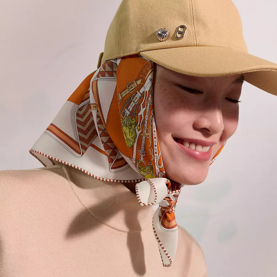 HM 26ss Double Sided Scarf 90 Orange Colorful Twill Silk 134428