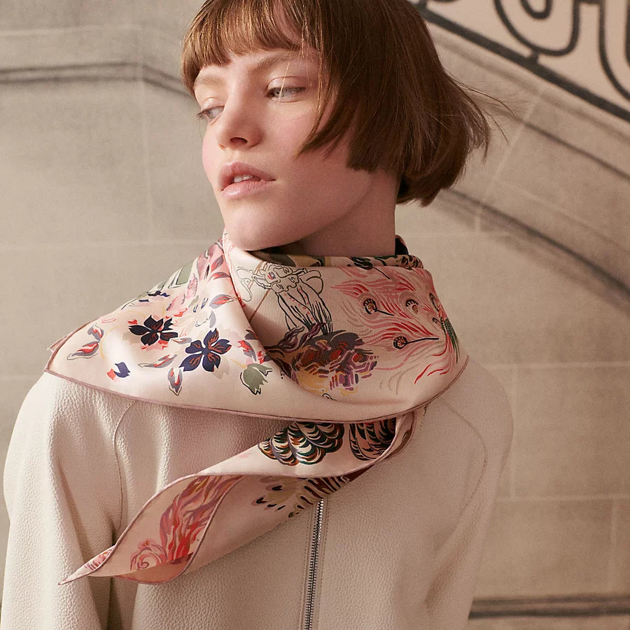 HM 26s Horse Scarf 90 Beige Pink Colorful Cashmere Silk 138046