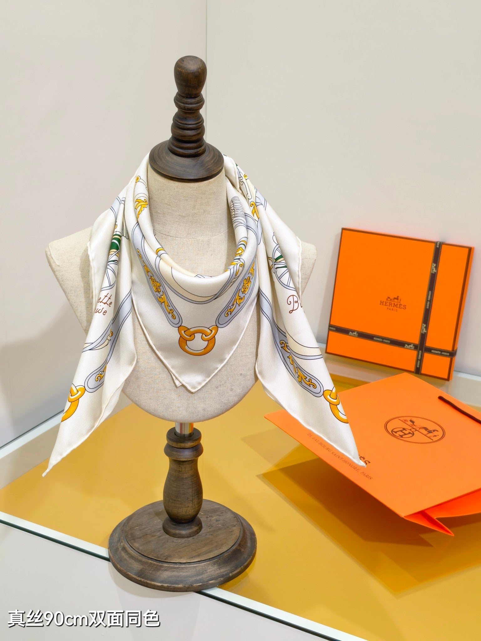 HM 26s 90 Double Sided Scarf Beige Green Colorful Mulberry Silk 145747