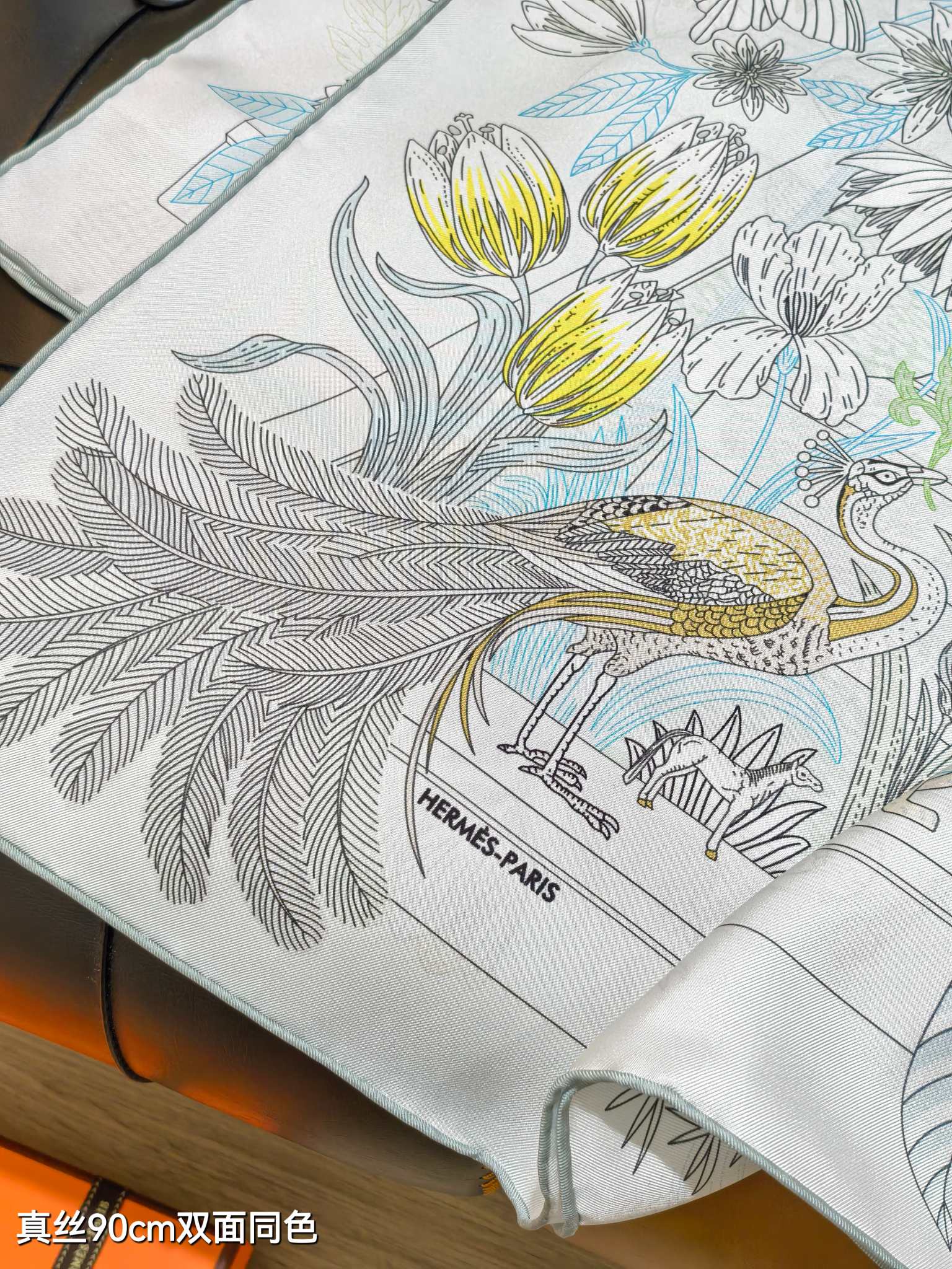 HM 26ss Sweet Saddle Scarf 90 Blue White Twill Silk 132416