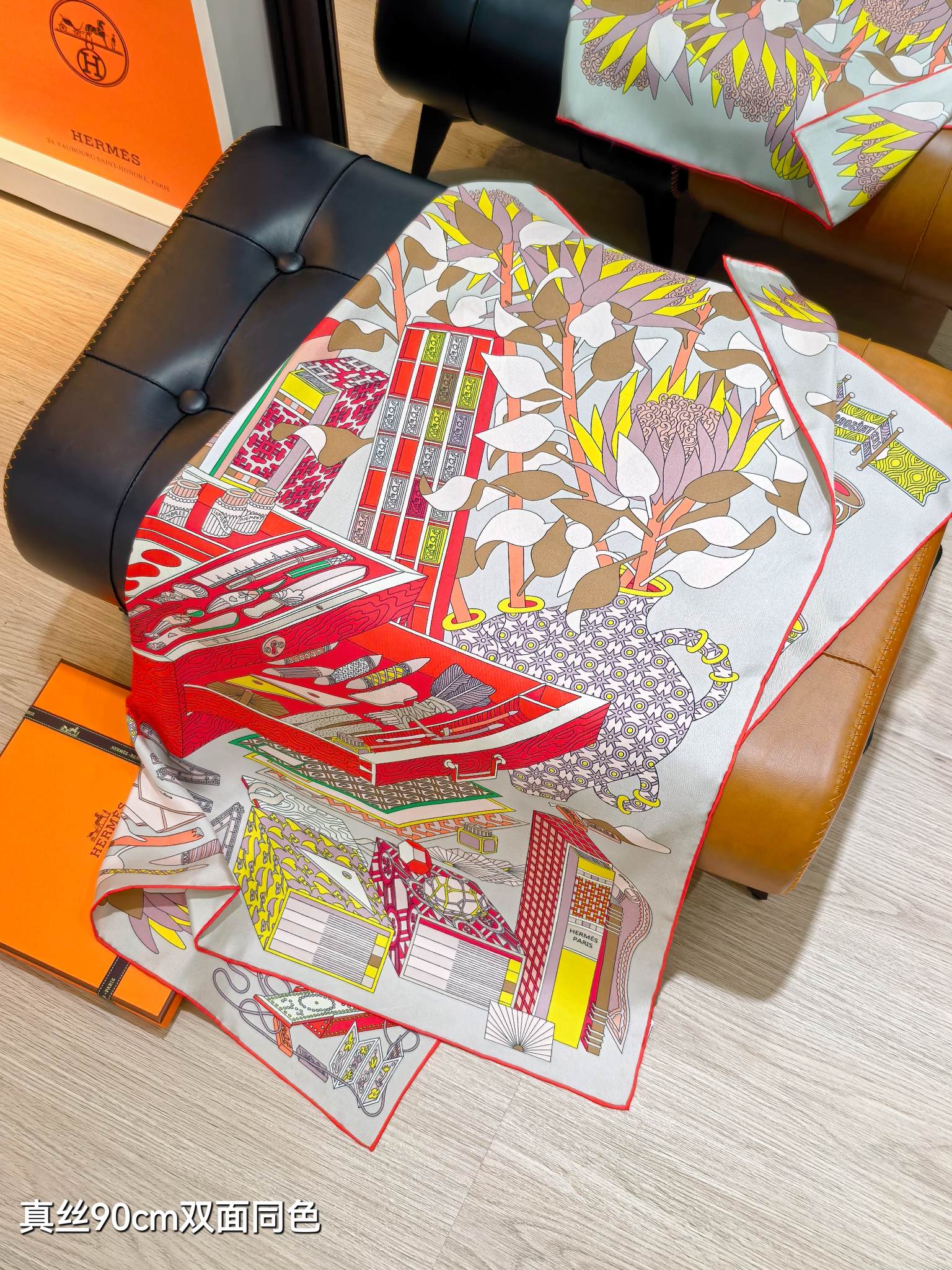 HM The Story 90 CM White Red Colorful  Cashmere and Silk 293065