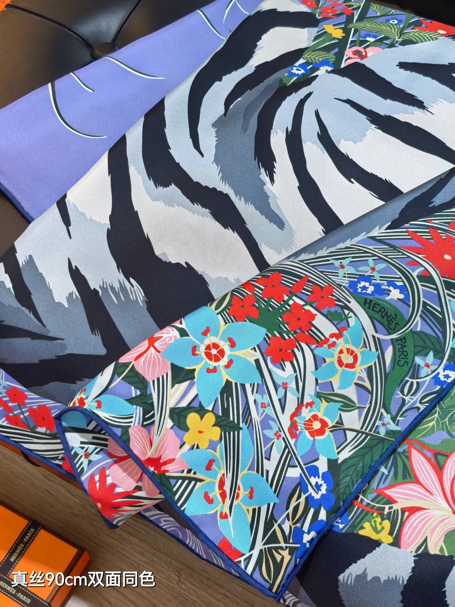 HM Tiger in Full Bloom 90 CM Light Purple Colorful  Cashmere and Silk 293066