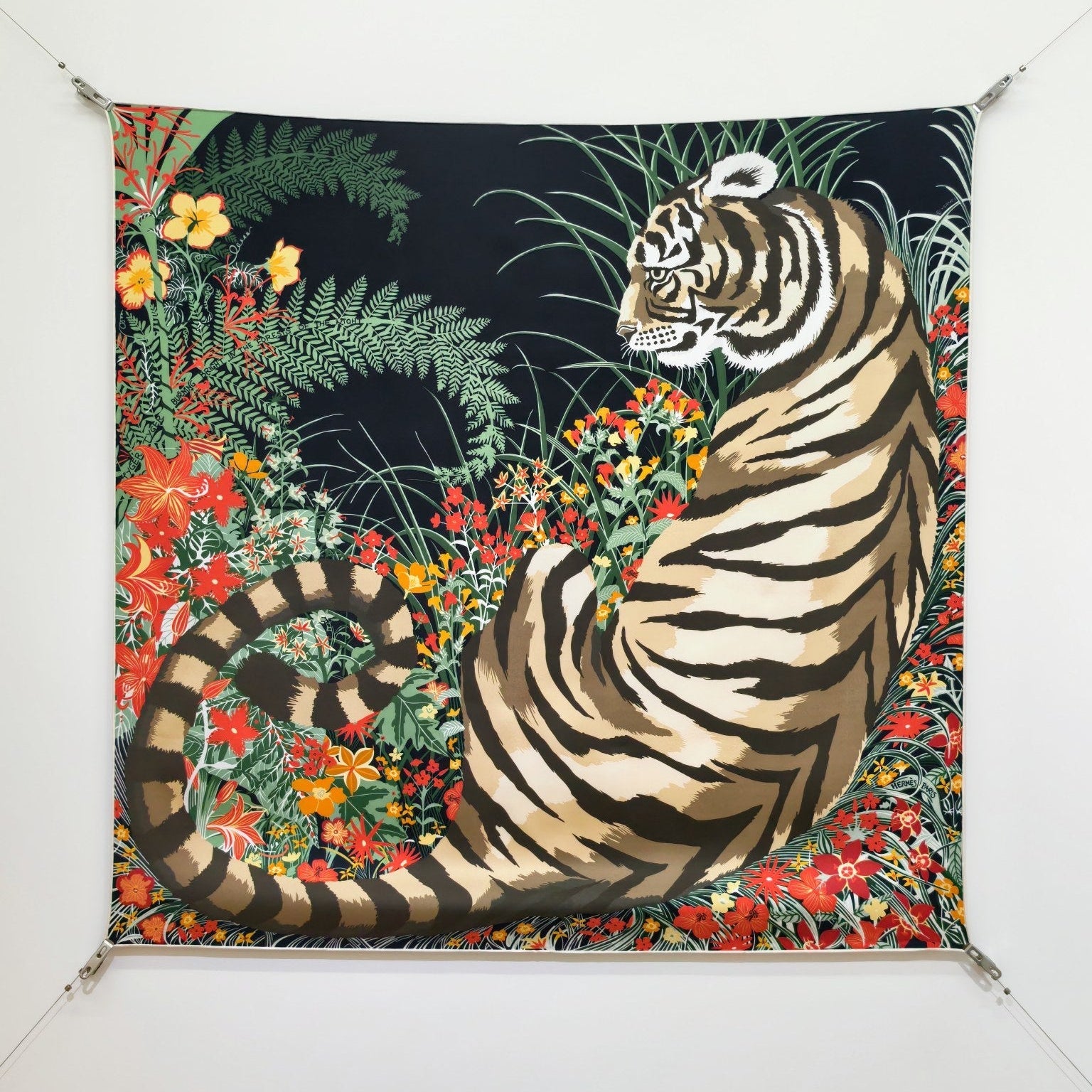 HM Tiger in Full Bloom 90 CM Black Colorful Cashmere and Silk 293071