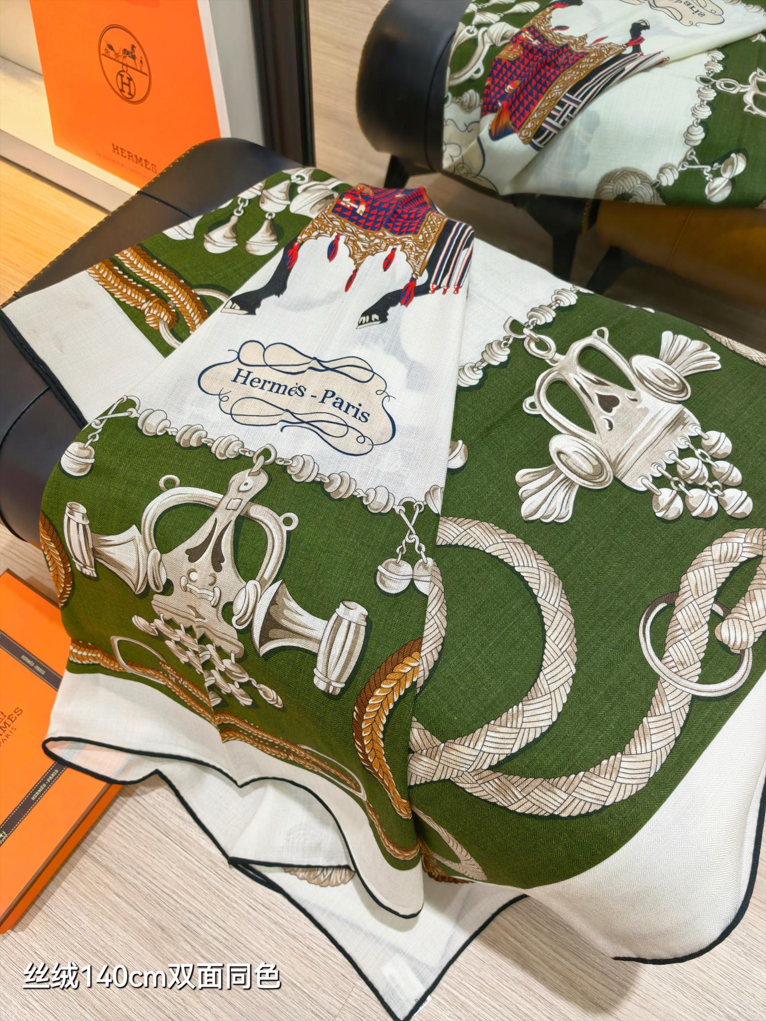 HM 26ss Double Sided Scarf 90 Green Beige Cashmere Silk 132454