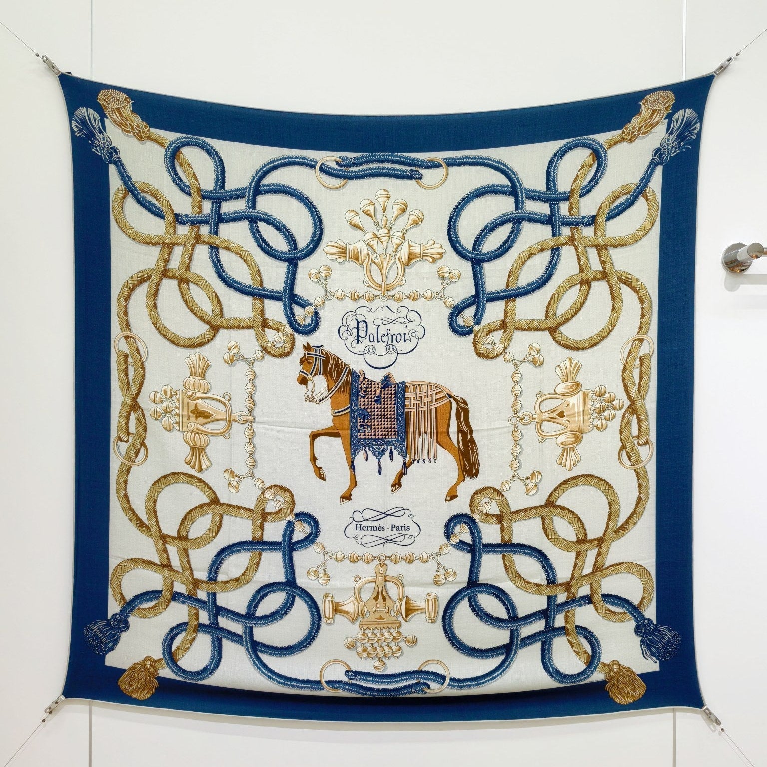 HM 26ss Double Sided Scarf 90 White Blue Beige Cashmere Silk 132457