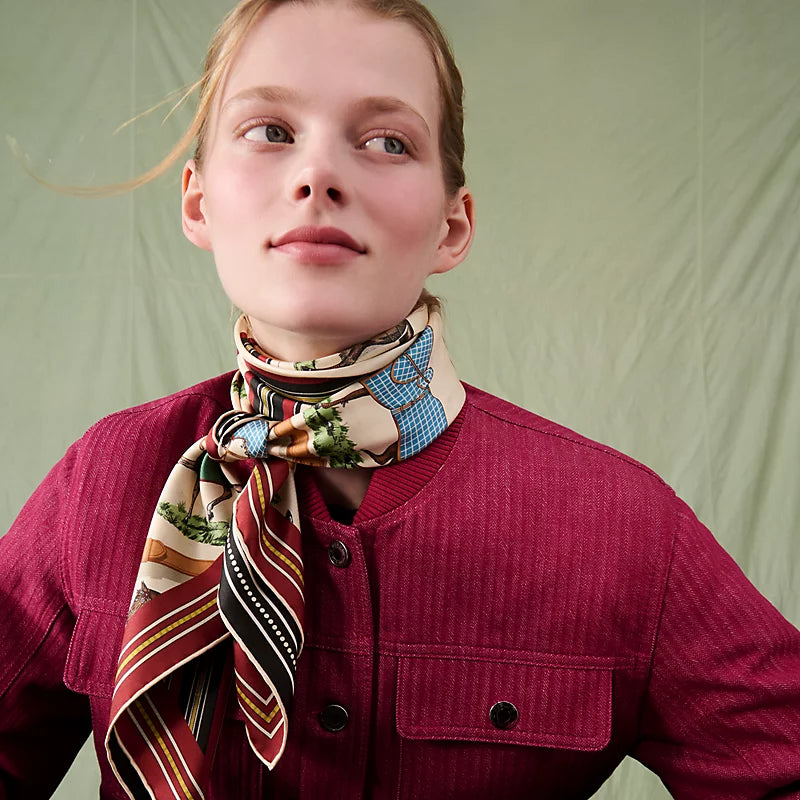 HM 26s Horse Scarf 140 Beige Red Colorful Cashmere Silk 139220