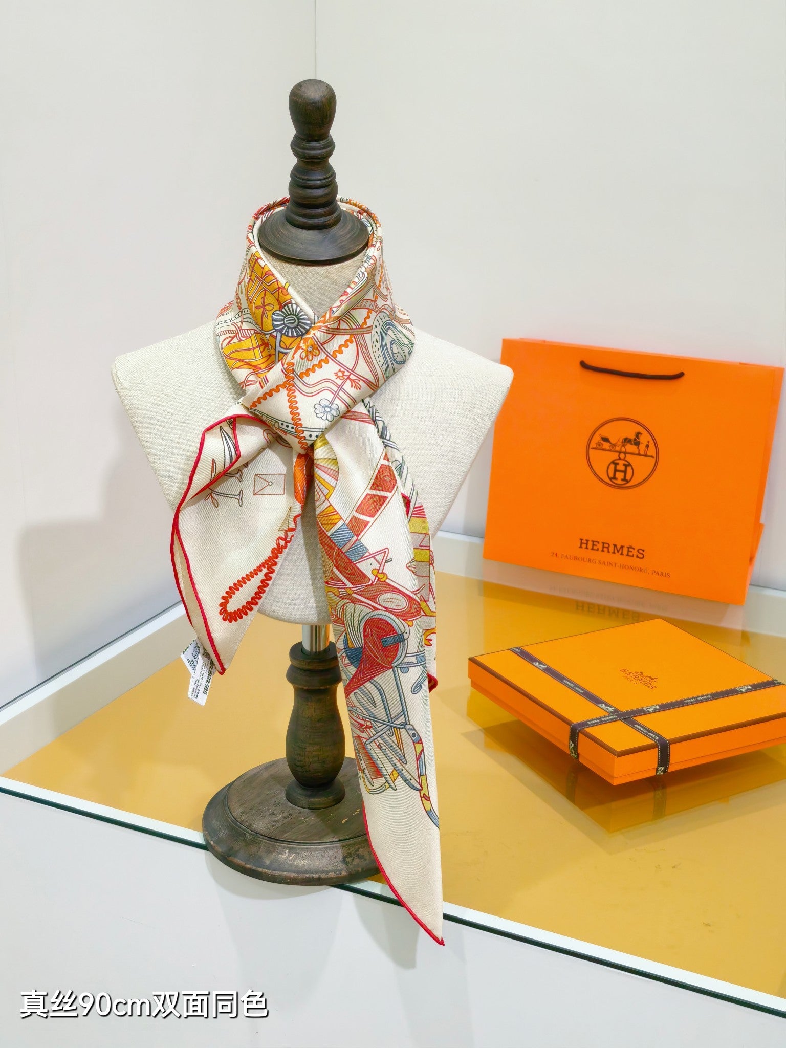 HM 26ss Amazon Scarf 90 Orange White Colorful Twill Silk 126317