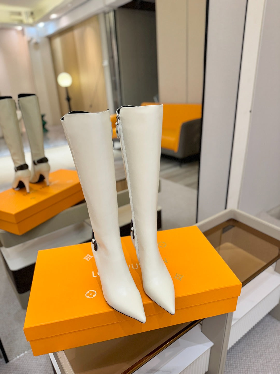 LV 25 Long Boots 90 White Calfskin 573877