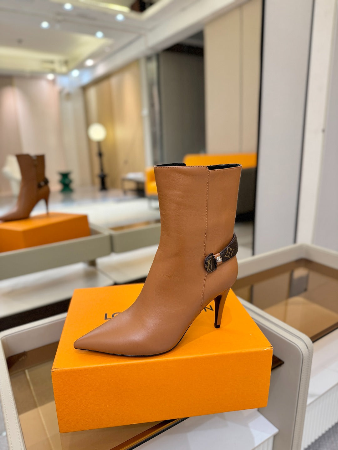 LV 25 Runway Ankle Boots 90 Camel Brown Calfskin 573865