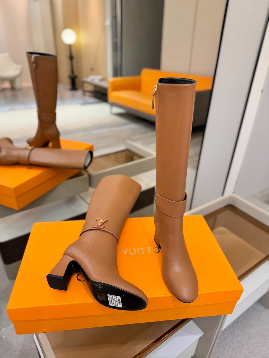 LV 25 Long Boots 75 Camel Sheepskin 573742