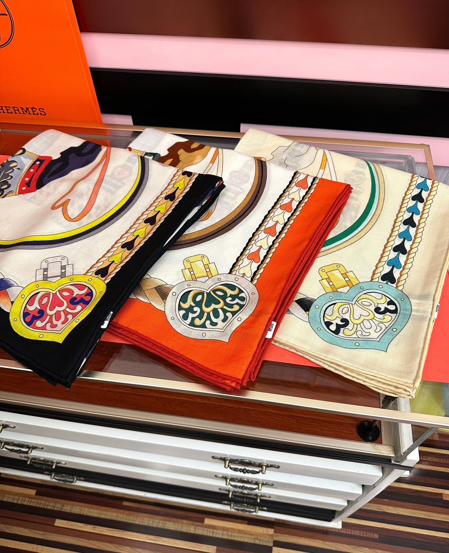 HM 25s Scarf 140cm Purple Beige Cashmere Silk 965622