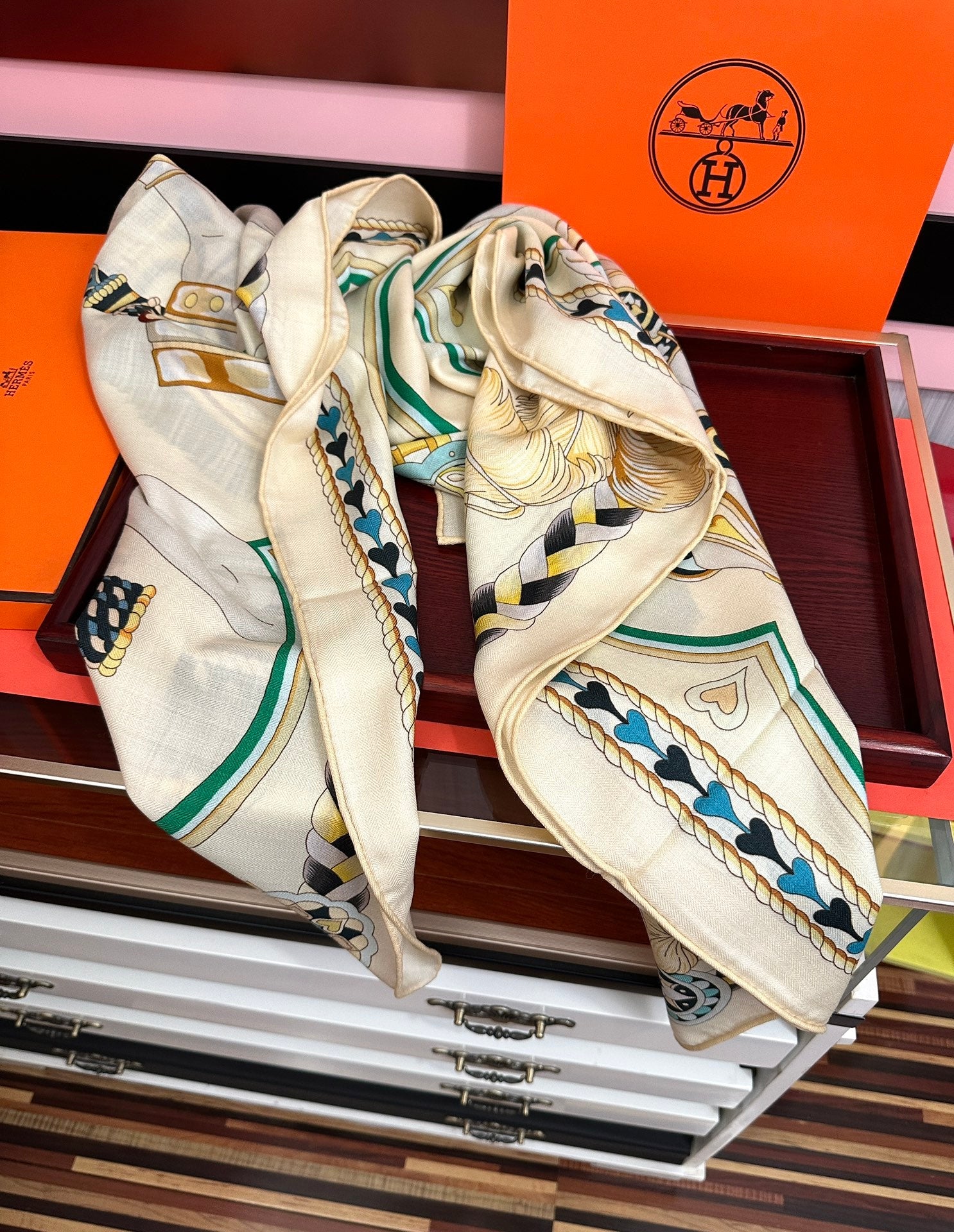 HM 25s Scarf 140cm Beige Blue Cashmere Silk 965624