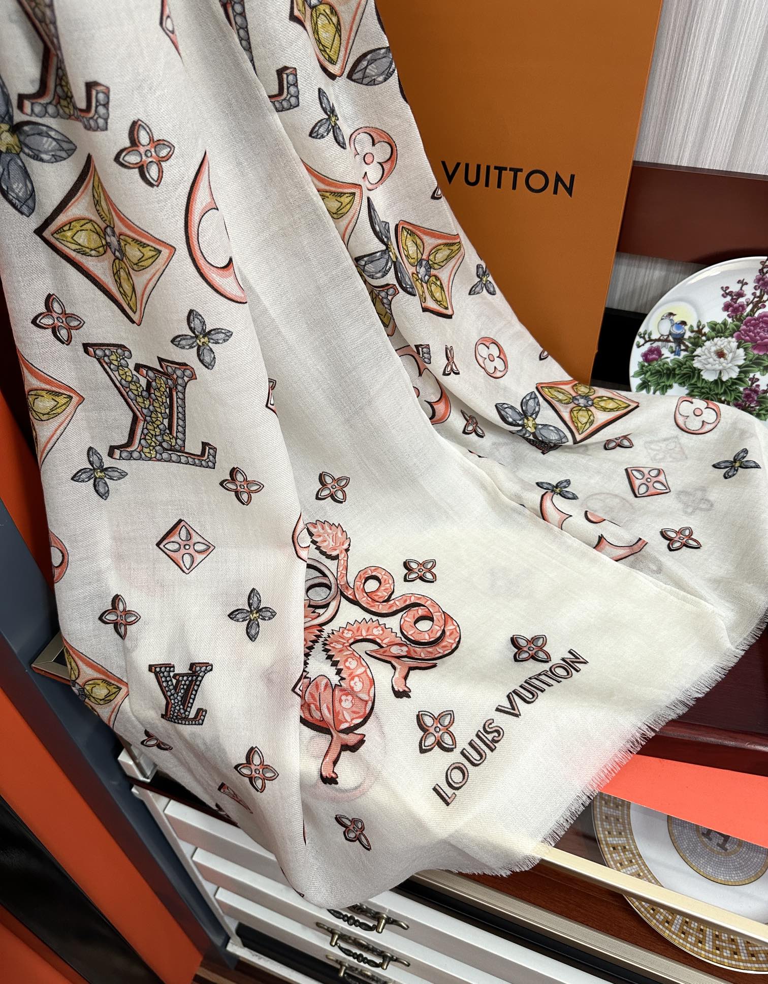 LV  Long Scarf 200cm White Pink Yellow Cashmere 967317