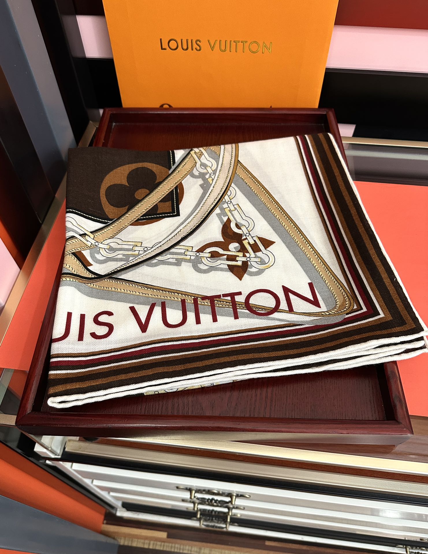 LV Scarf 140cm White Brown Beige Silk Cashmere 968684