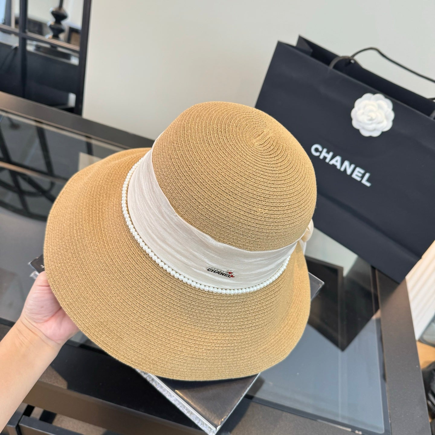 Chanel Bow Pearl Straw Hat 400895