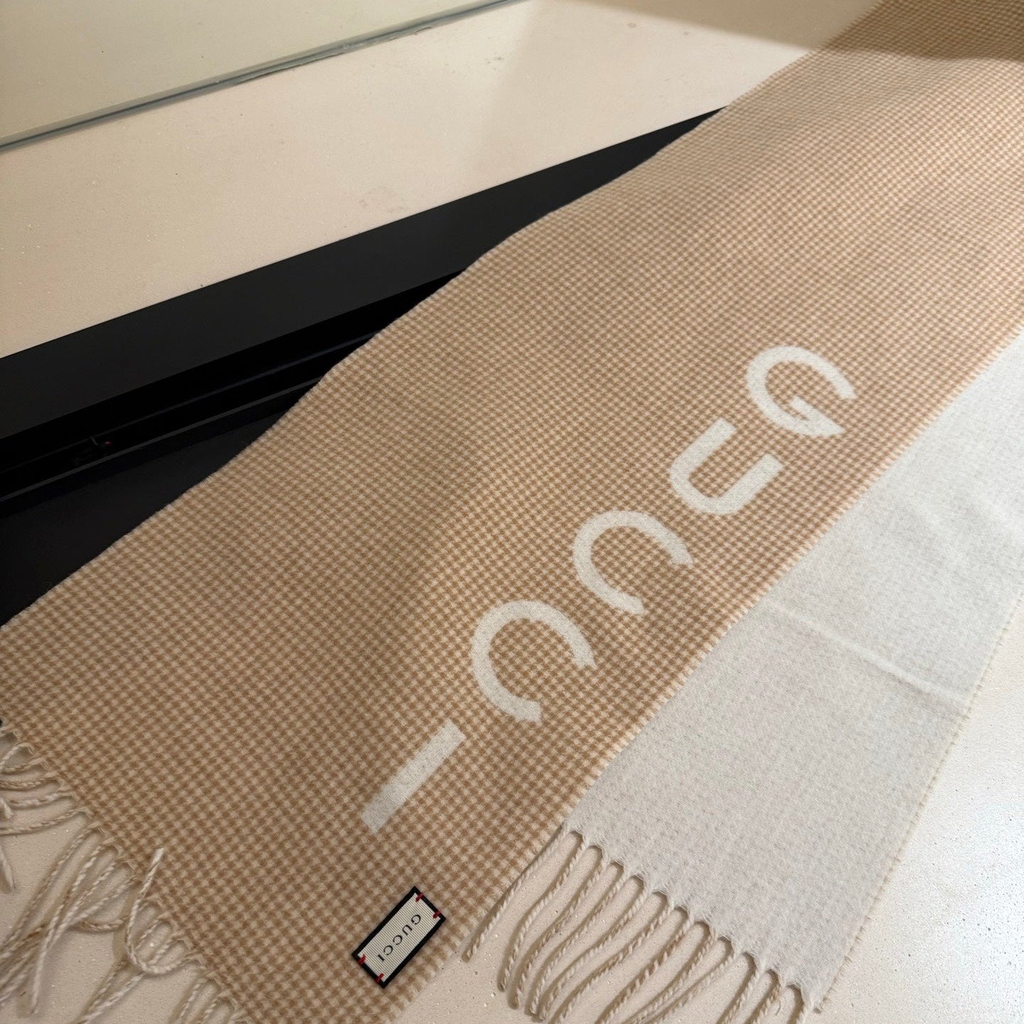 GG Jackie Mini 180CM Beige Cashmere 288067