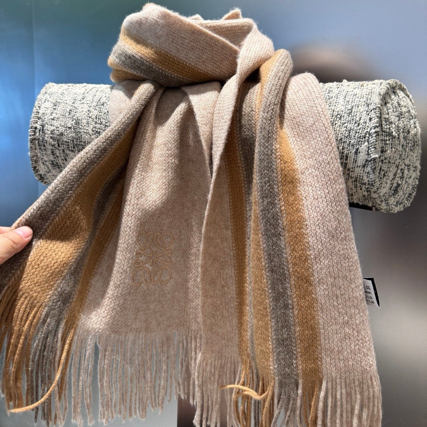 Loewe Scarf 180CM  Beige Camel Cashmere 968539