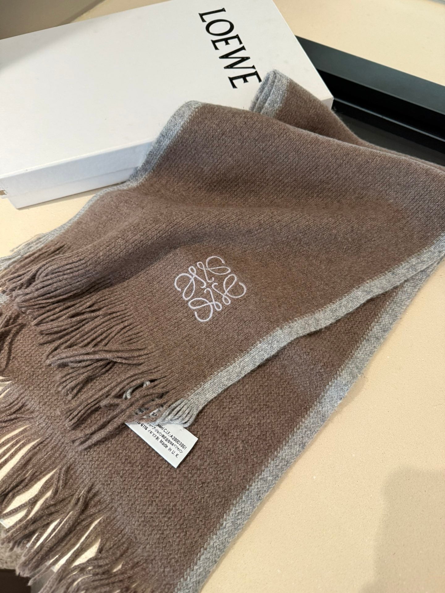 Loewe Scarf 180CM  Brown Cashmere 968541