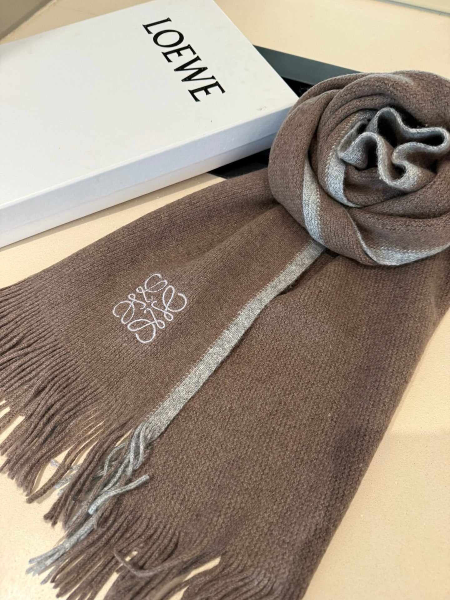 Loewe Scarf 180CM  Brown Cashmere 968541
