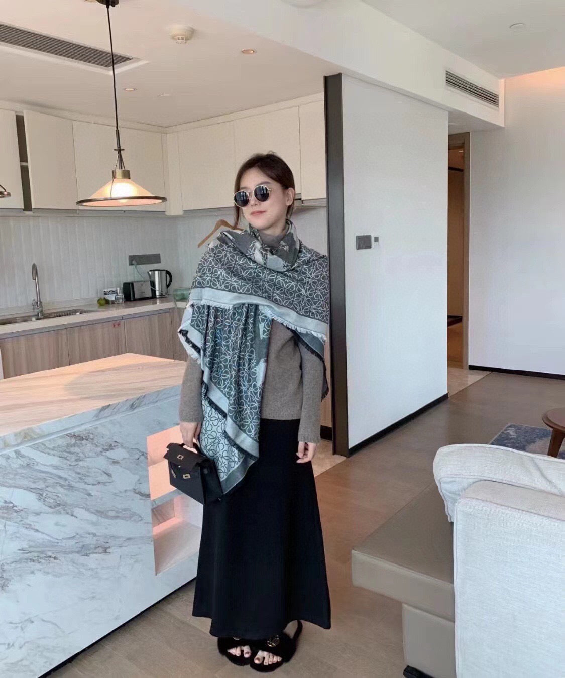 Loewe Scarf 140CM Black Gray Cashmere 100112