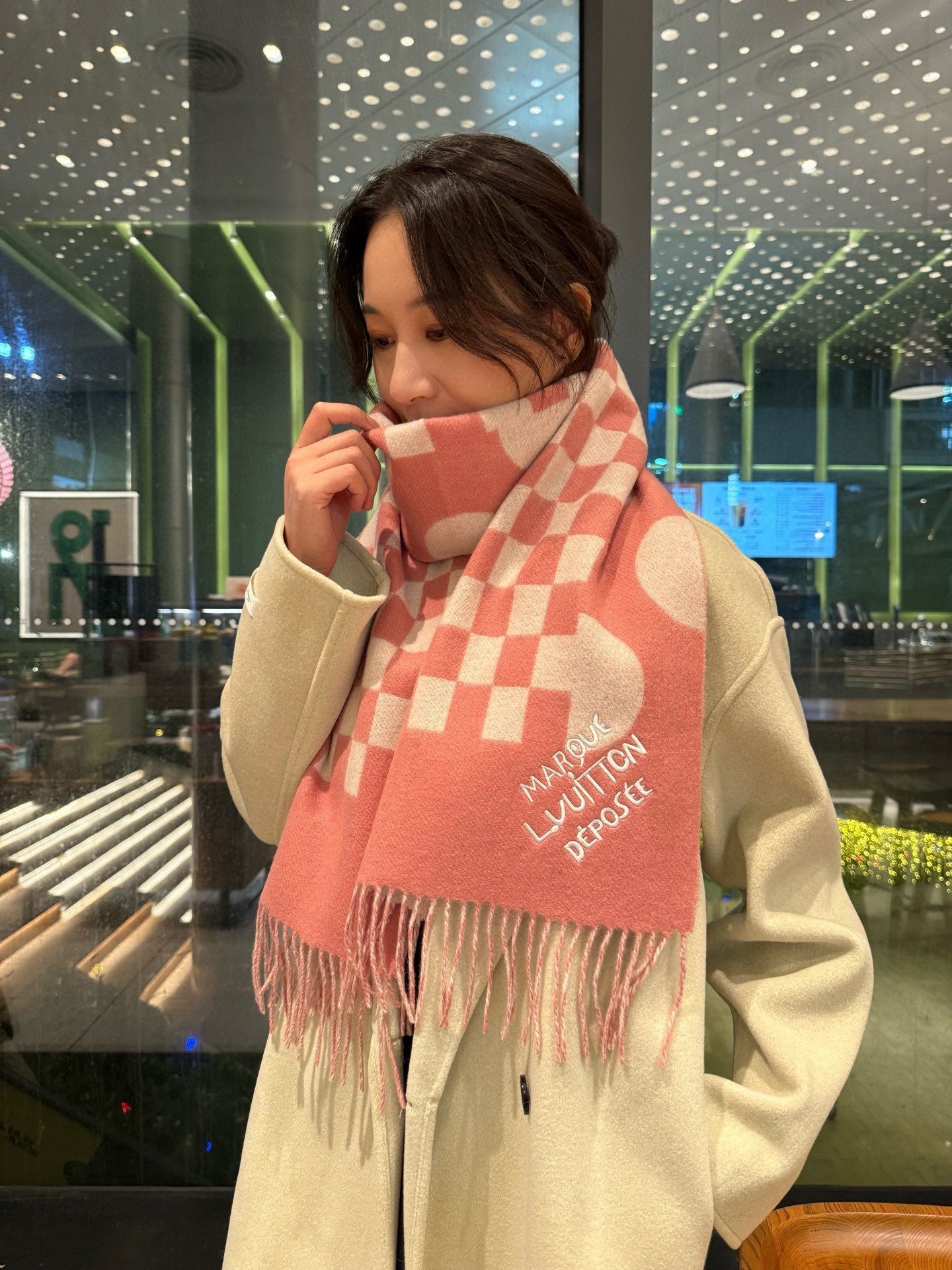 LV 25ss Scarf 180CM Pink White Knitted Cashmere 292796