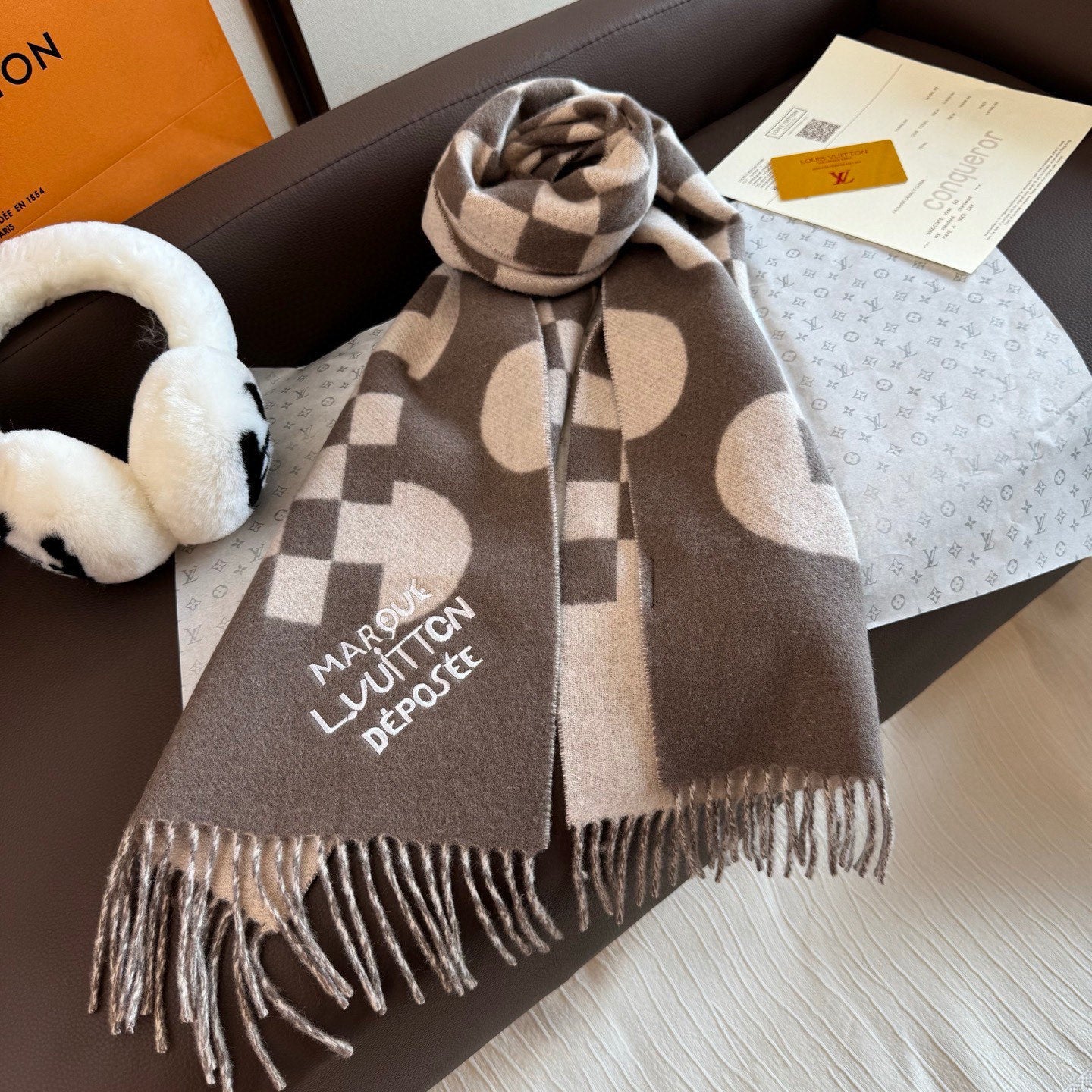 LV 25ss Scarf 180CM Light Brown White Knitted Cashmere 292798