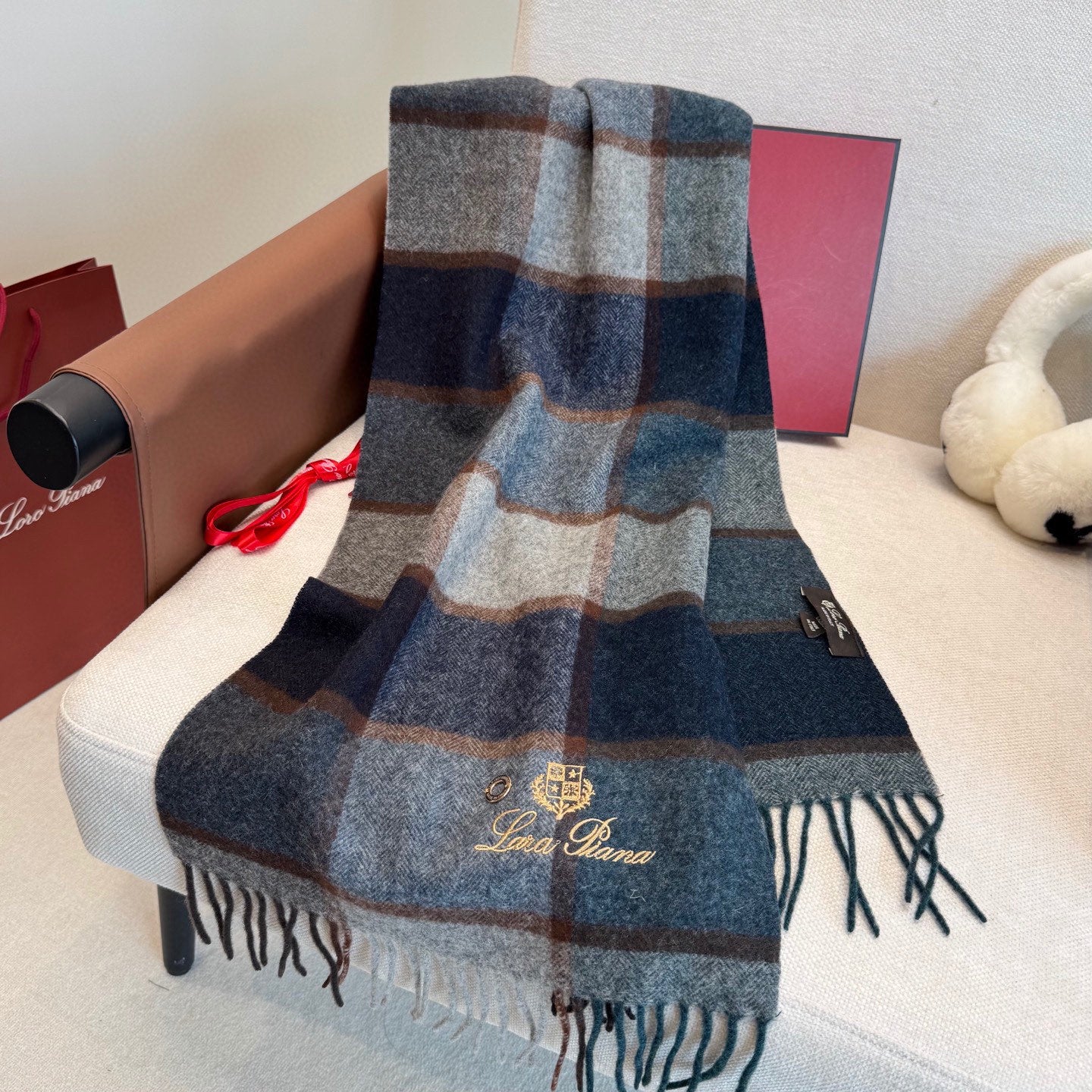 BBR Classic Embroidered Scarf 185CM Blue Cashmere 292819