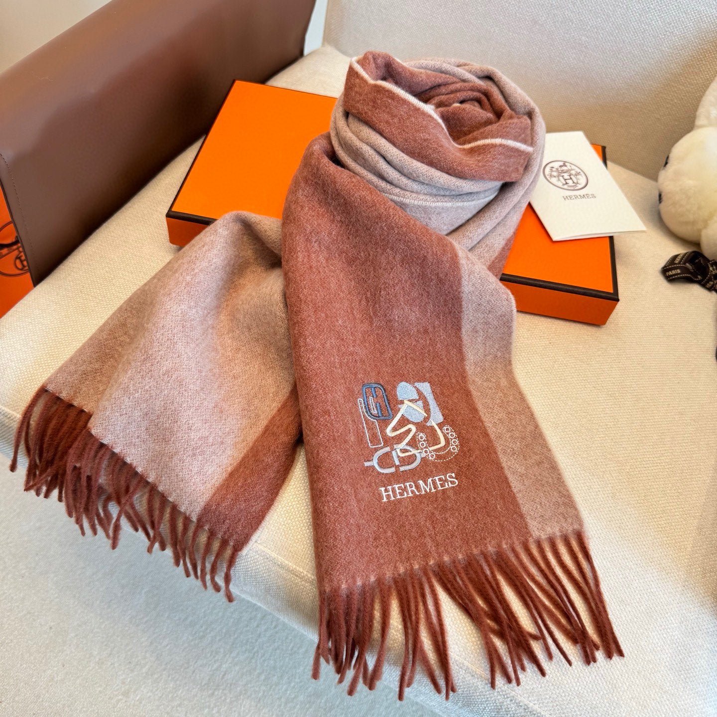 BBR Classic Embroidered Scarf 185CM Dusty Rose Cashmere 292825