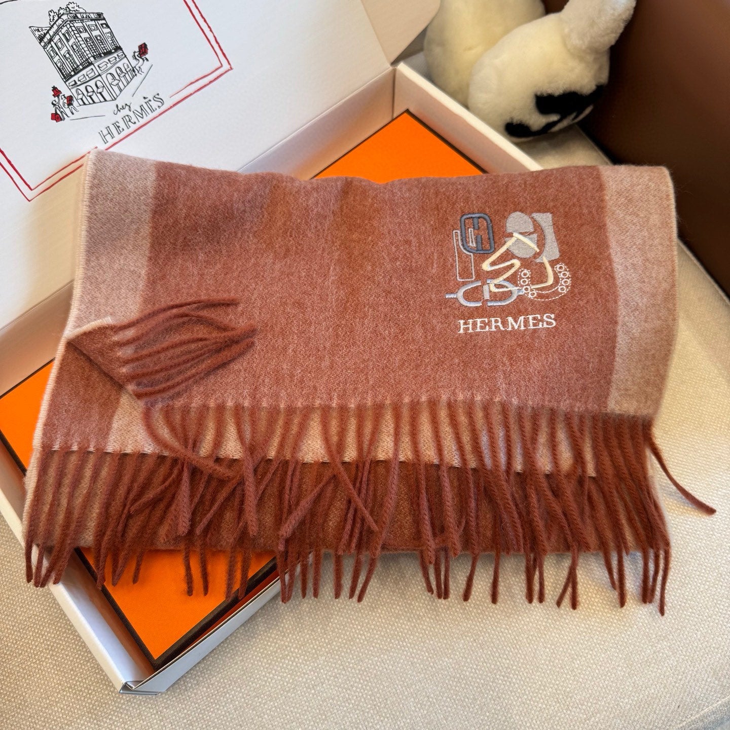 BBR Classic Embroidered Scarf 185CM Dusty Rose Cashmere 292825