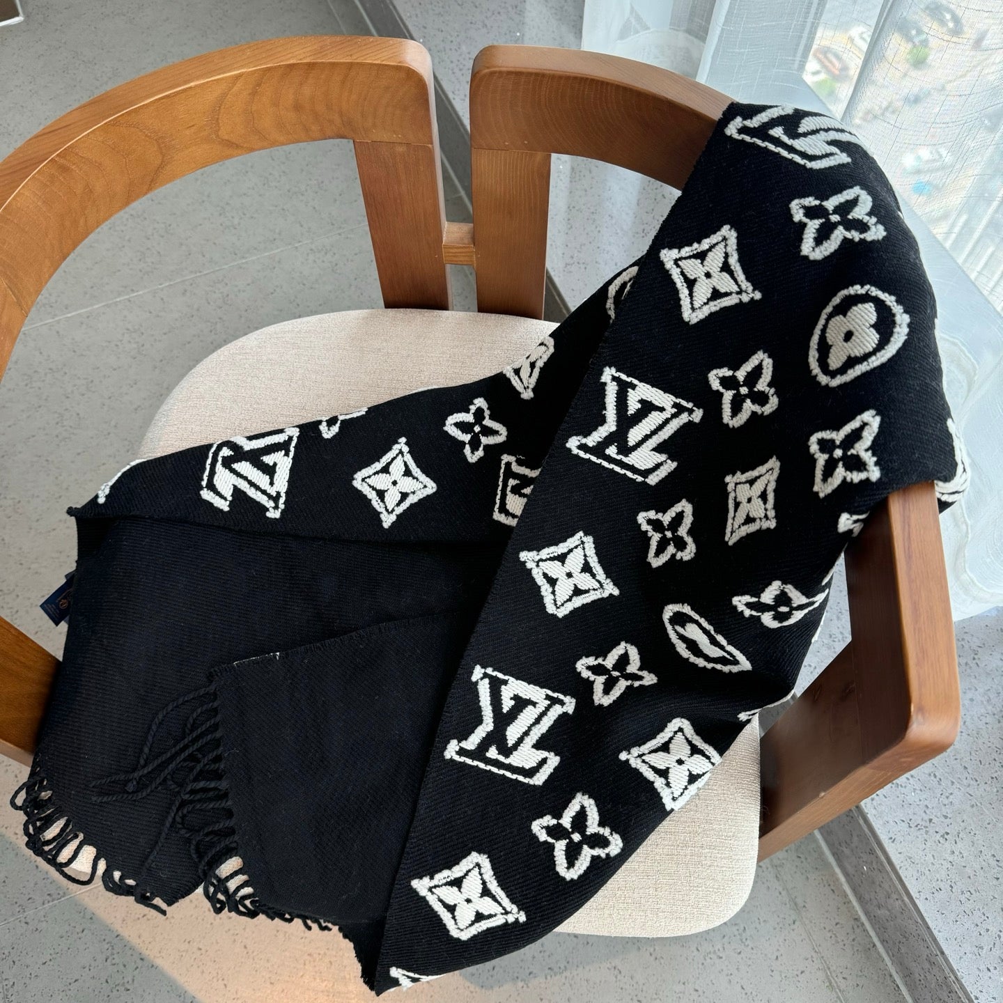 LV 3D Scarf 220cm Black Sheep Wool 967205