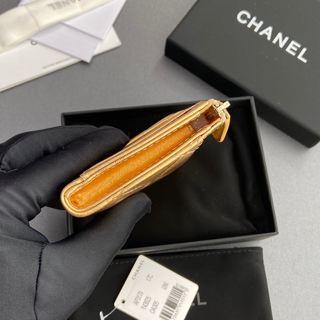 Chanel 2026 Quilted Card Holder 13cm Gold Metallic Lambskin
