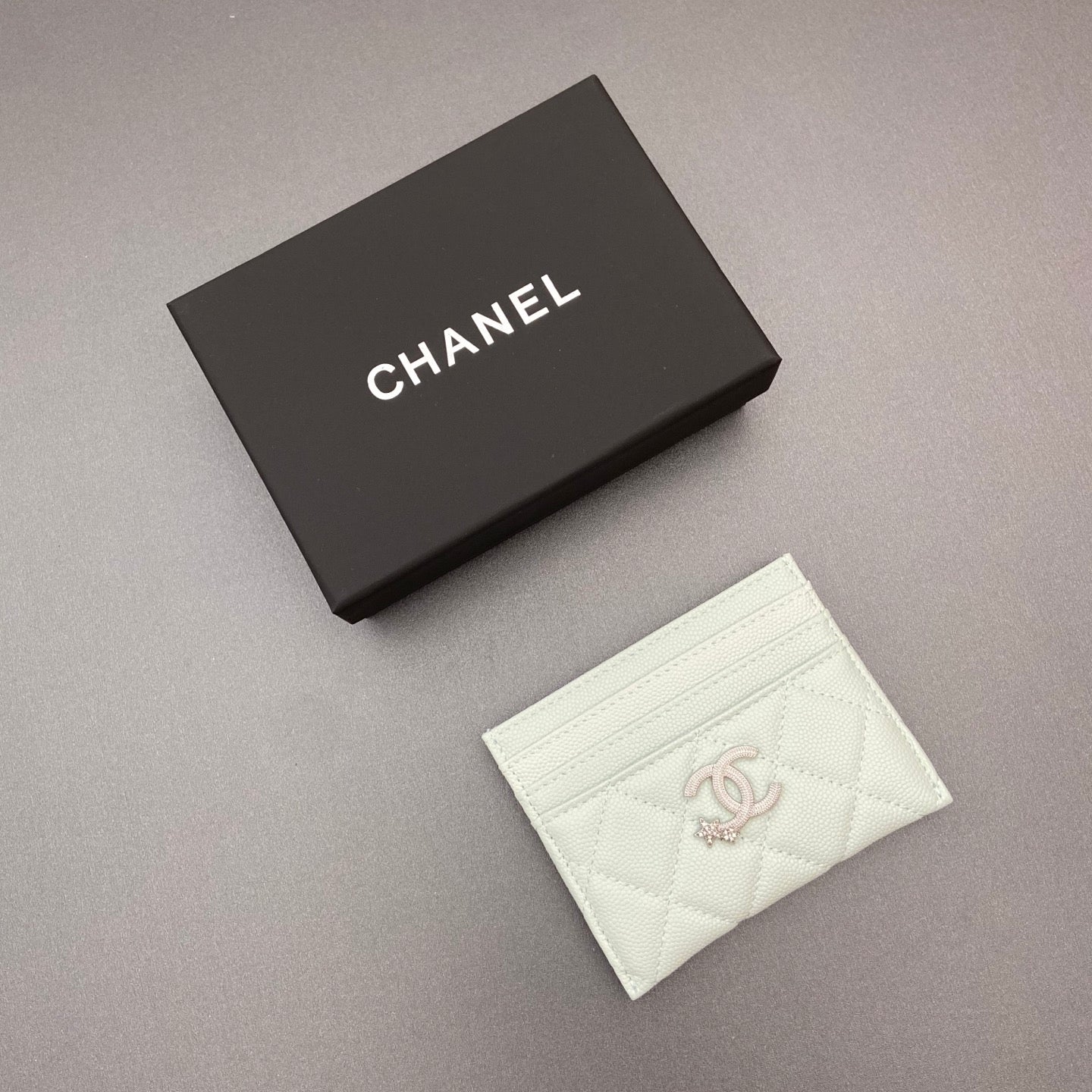 Chanel 25 Card Holder With Star Logo 11cm Grained Calfskin 325086