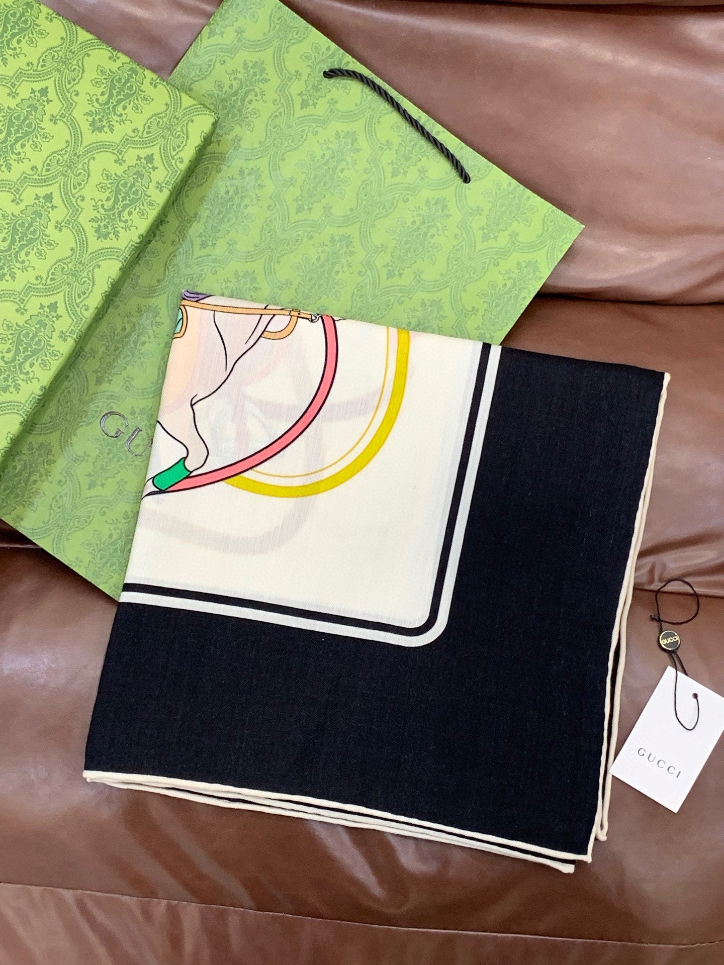 GG Horsebit 135CM White Black Cashmere Silk 275260