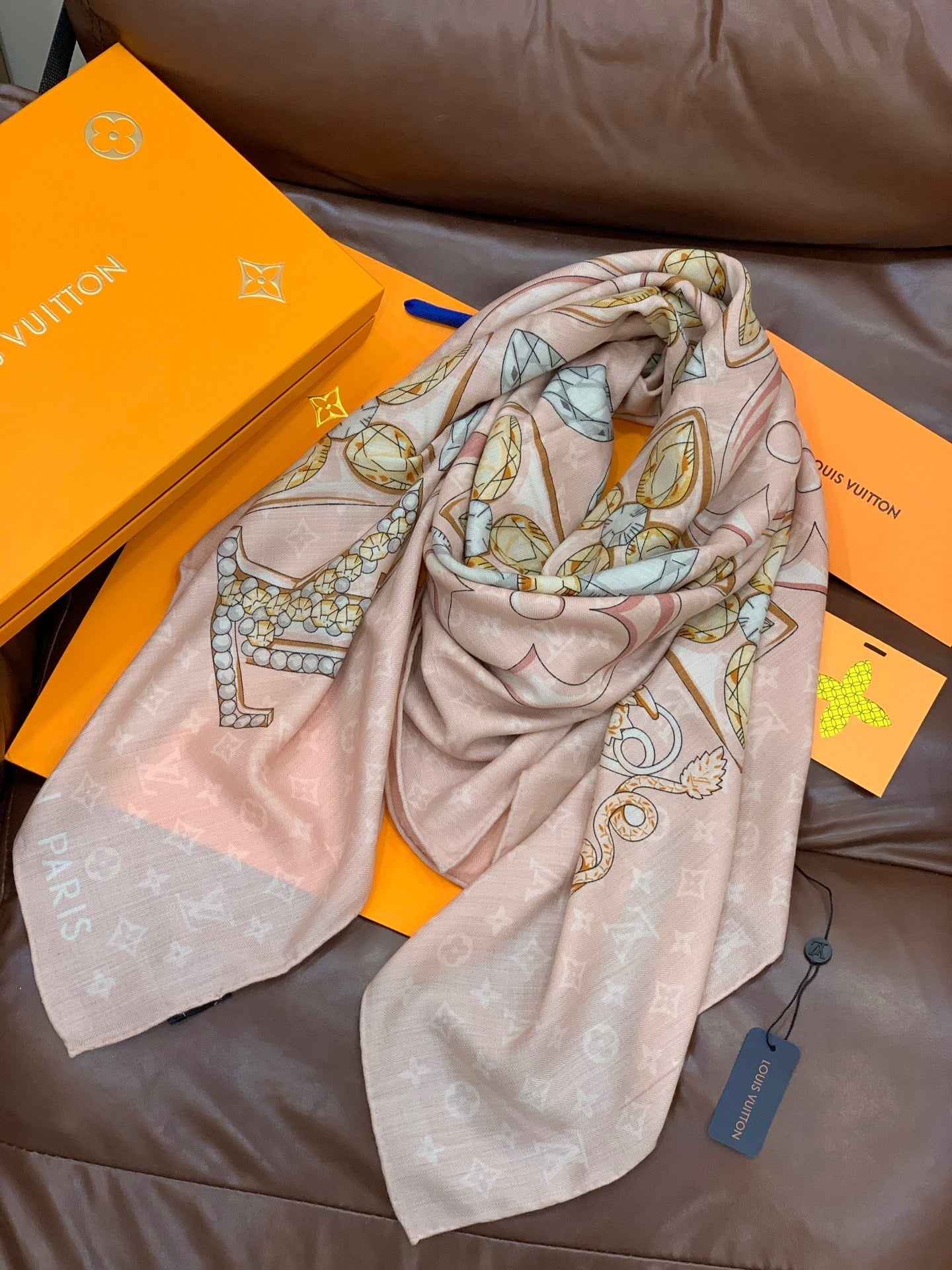 LV X TM Scarf 135CM Light Pink Cashmere 293192