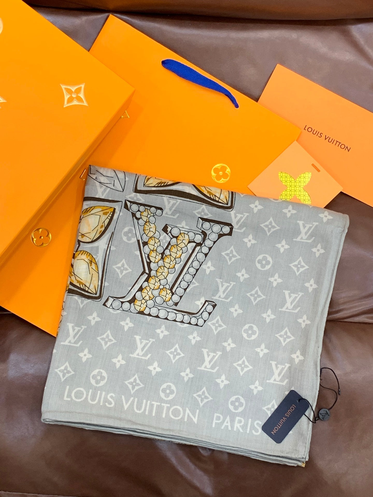 LV X TM Scarf 135CM Gray Cashmere 293193