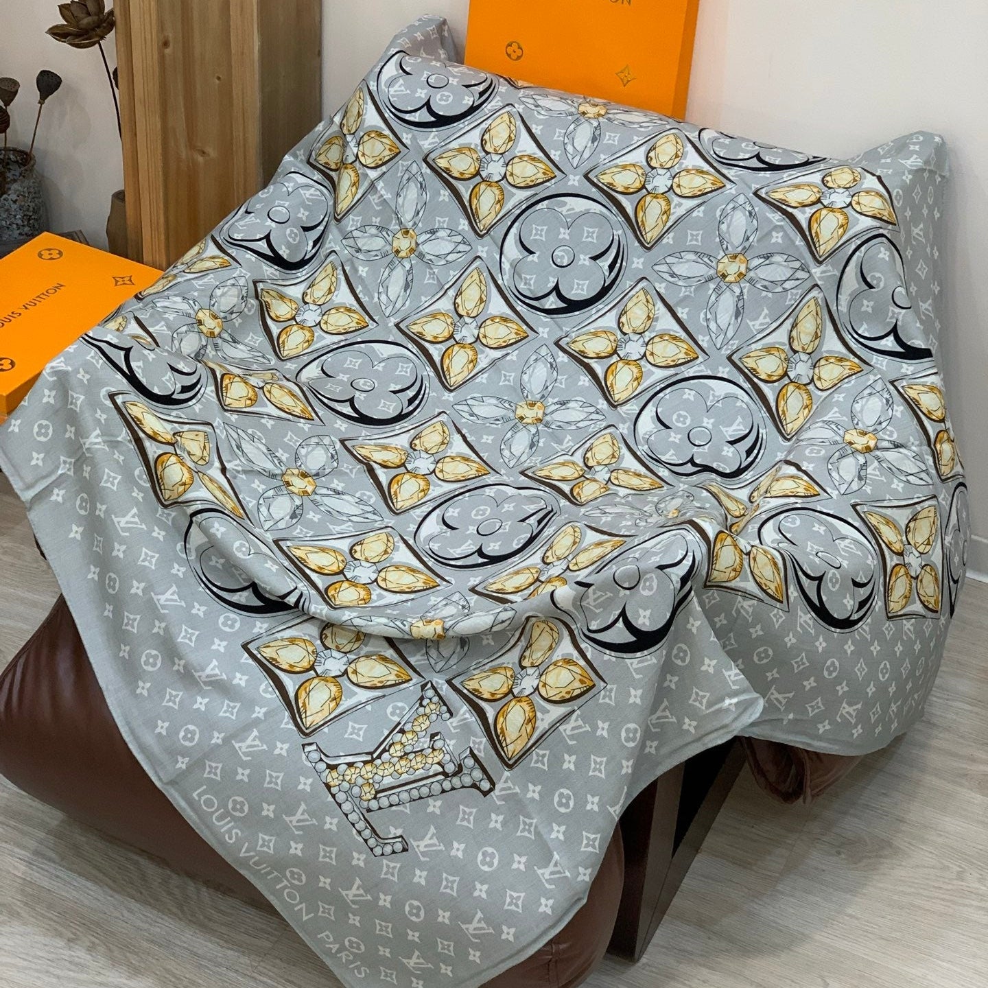 LV X TM Scarf 135CM Gray Cashmere 293193