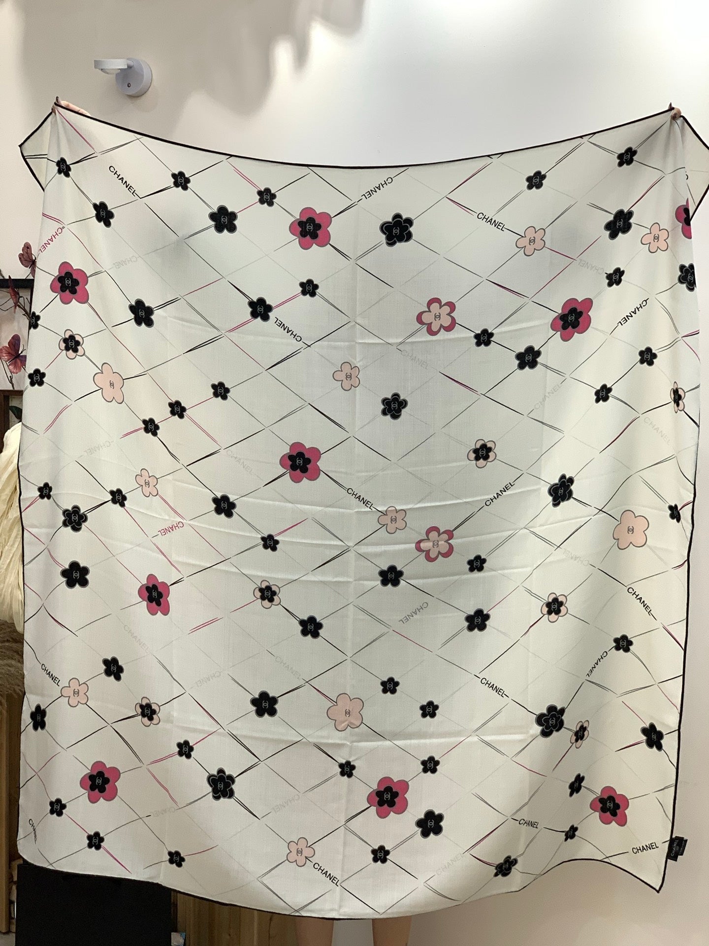 CC 25 Scarf 140cm White Pink Cashmere 293176