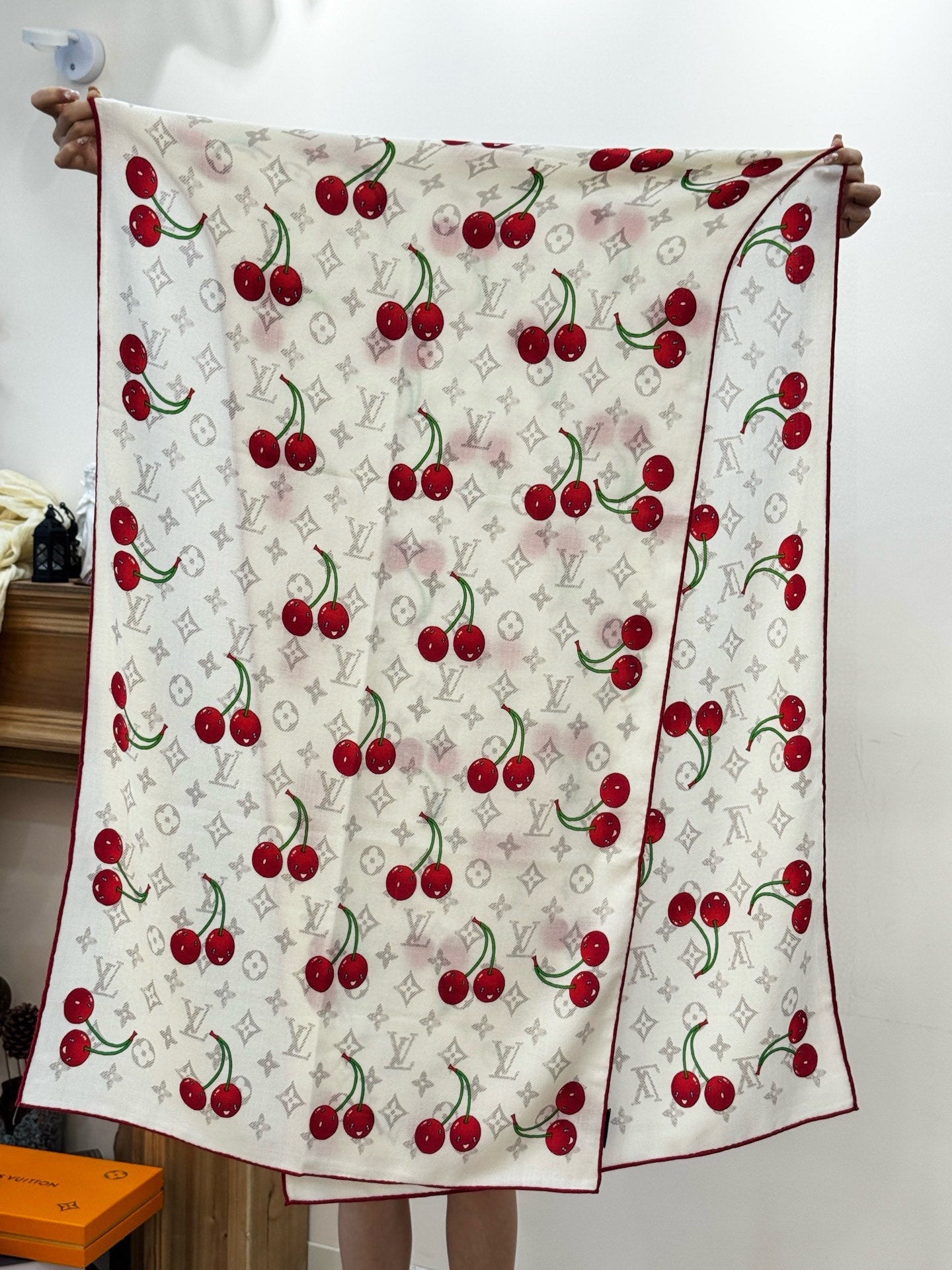 LV X TM Monogram Scarf 180CM White Red Cashmere 293168