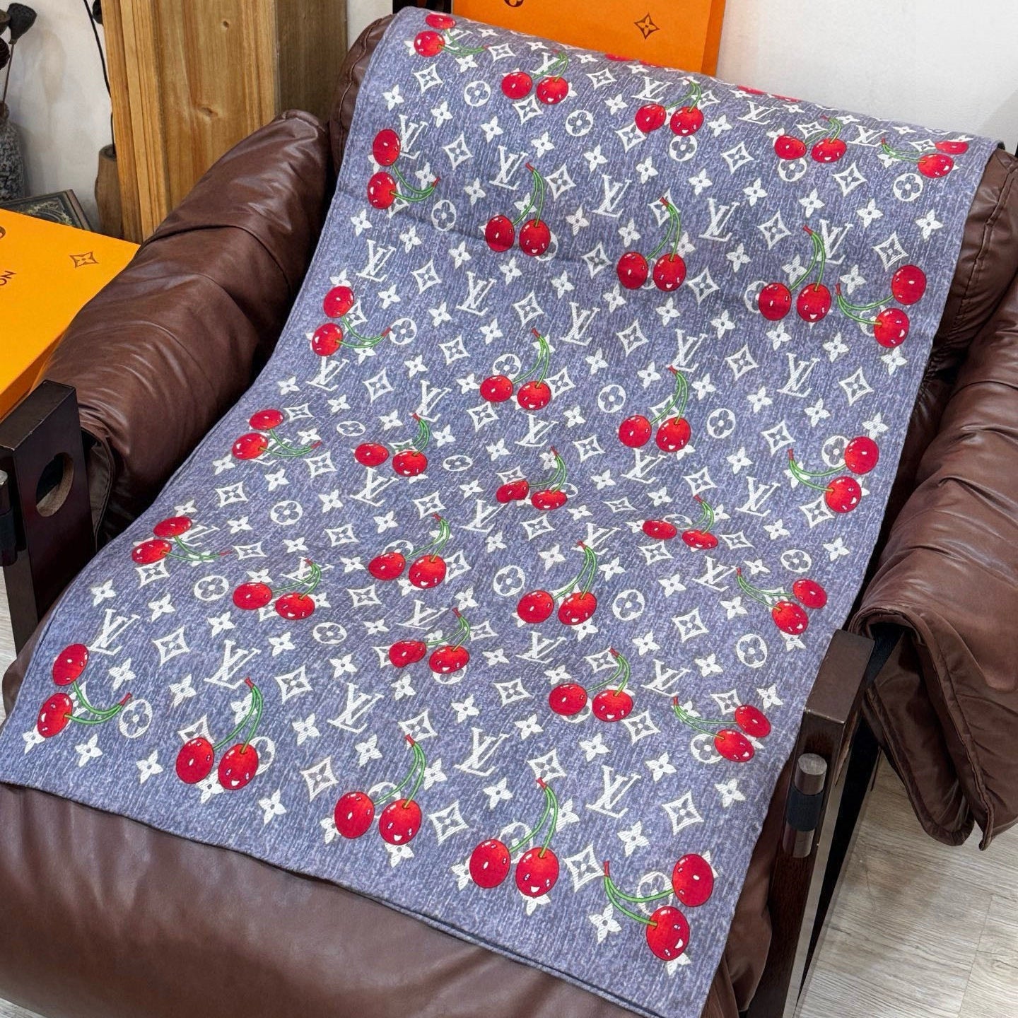 LV X TM Monogram Scarf 180CM Gray Red Cashmere 293171