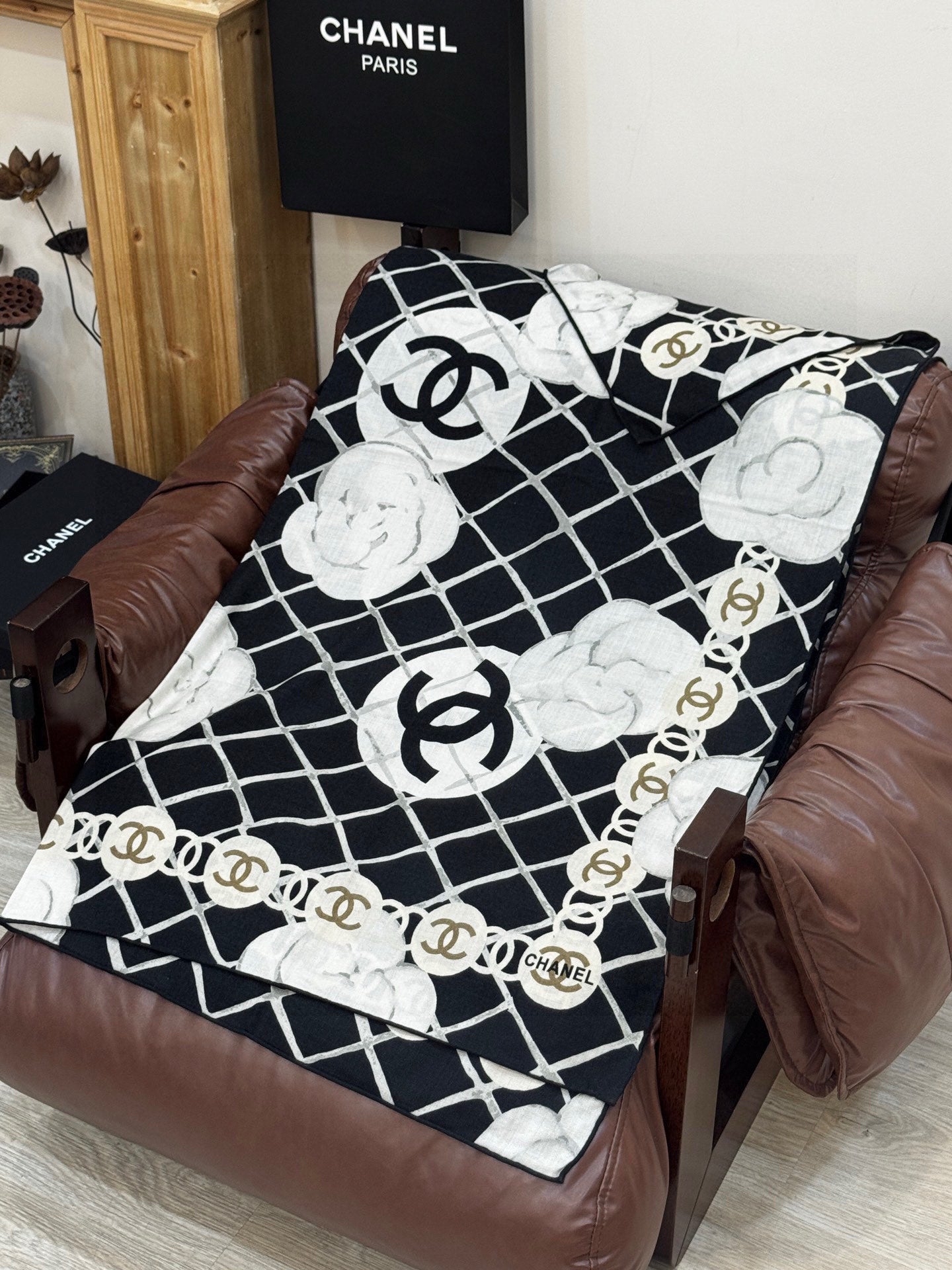 CC 25 Scarf 140cm Black White Cashmere 293217