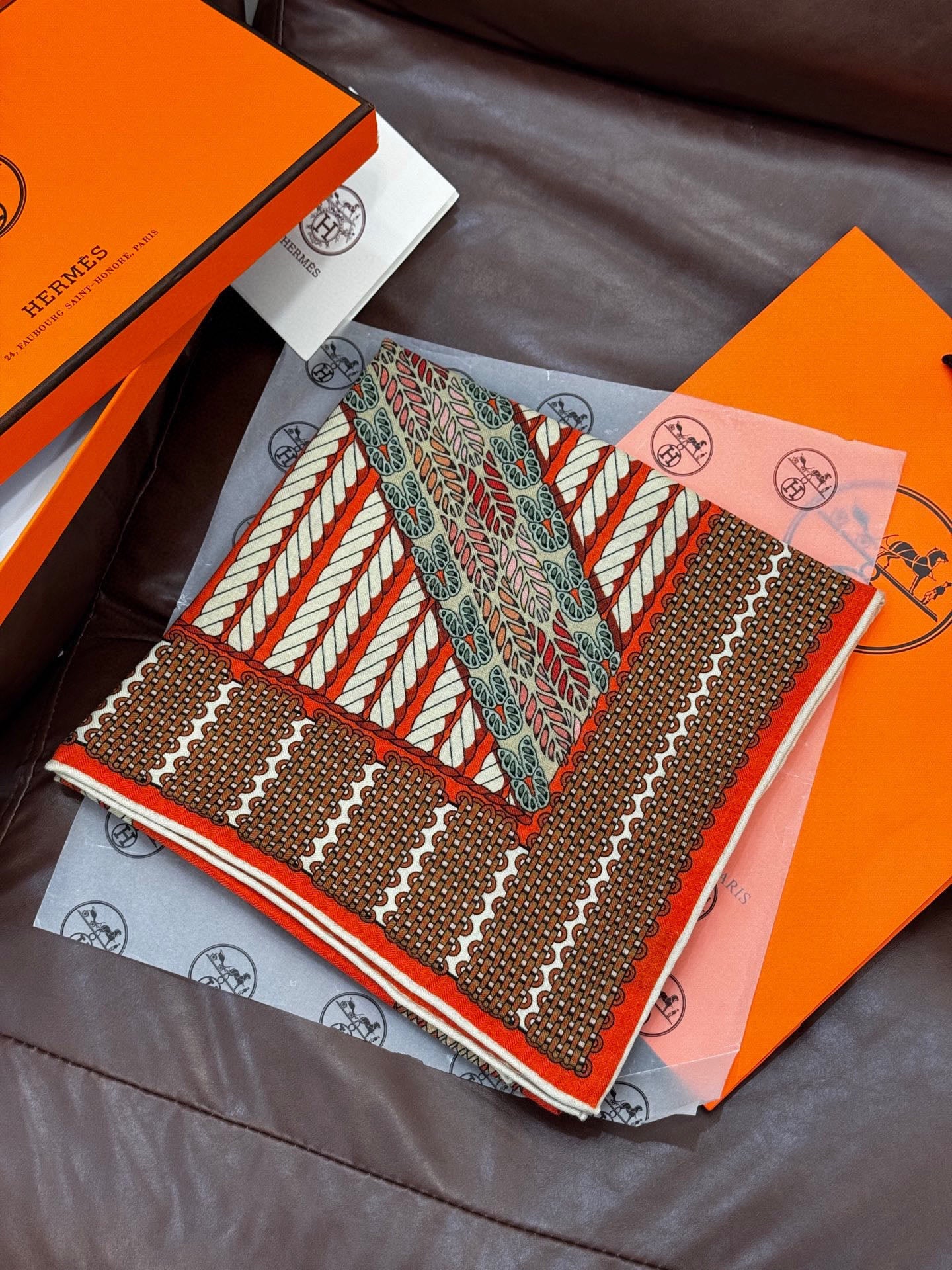 HM Dressage Tressage 140 CM Orange White Colorful Cashmere And Silk 293225