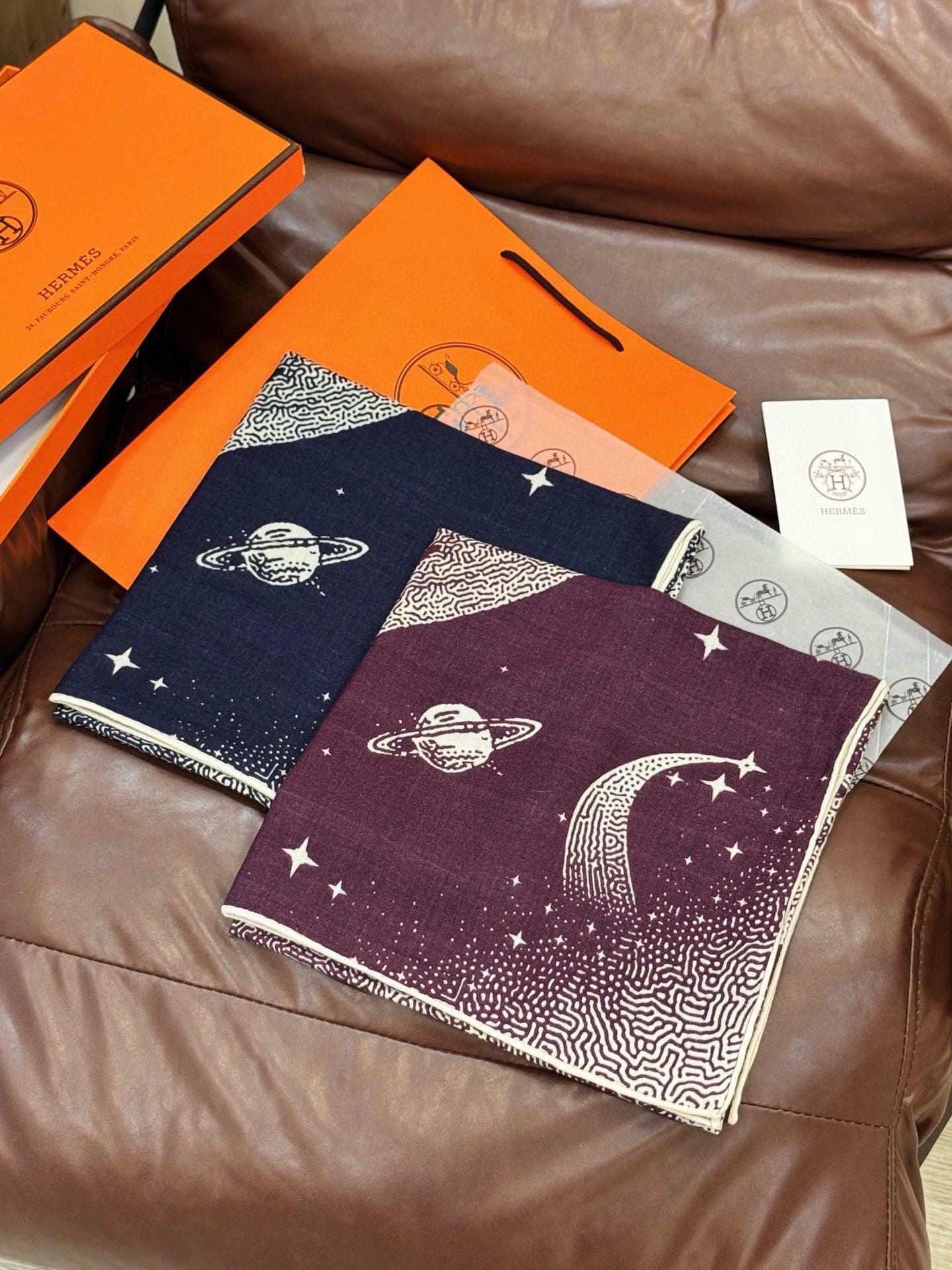 HM Clair de Lune 140 CM Navy Blue Cashmere and Silk 293248