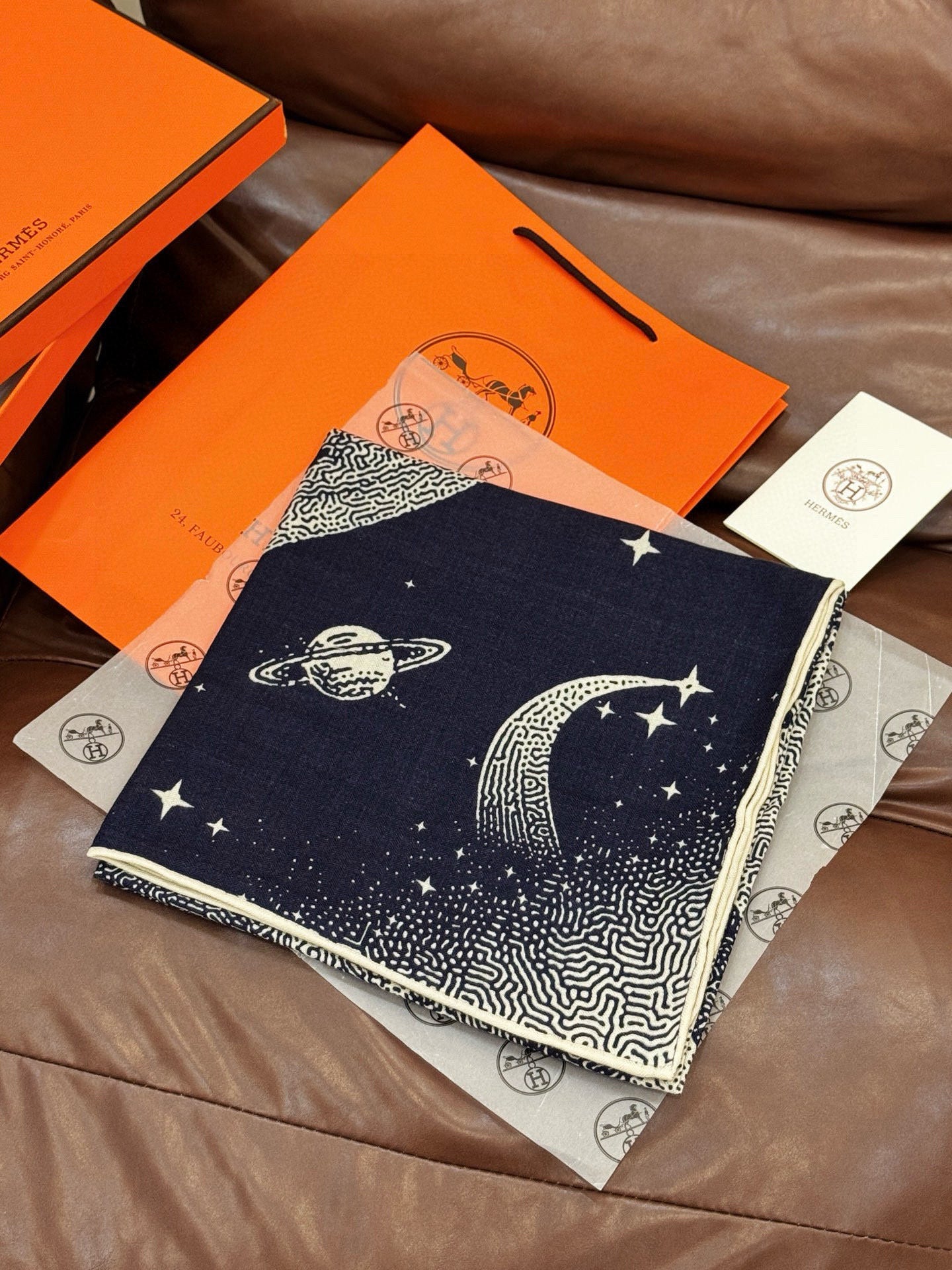 HM Clair de Lune 140 CM Navy Blue Cashmere and Silk 293248