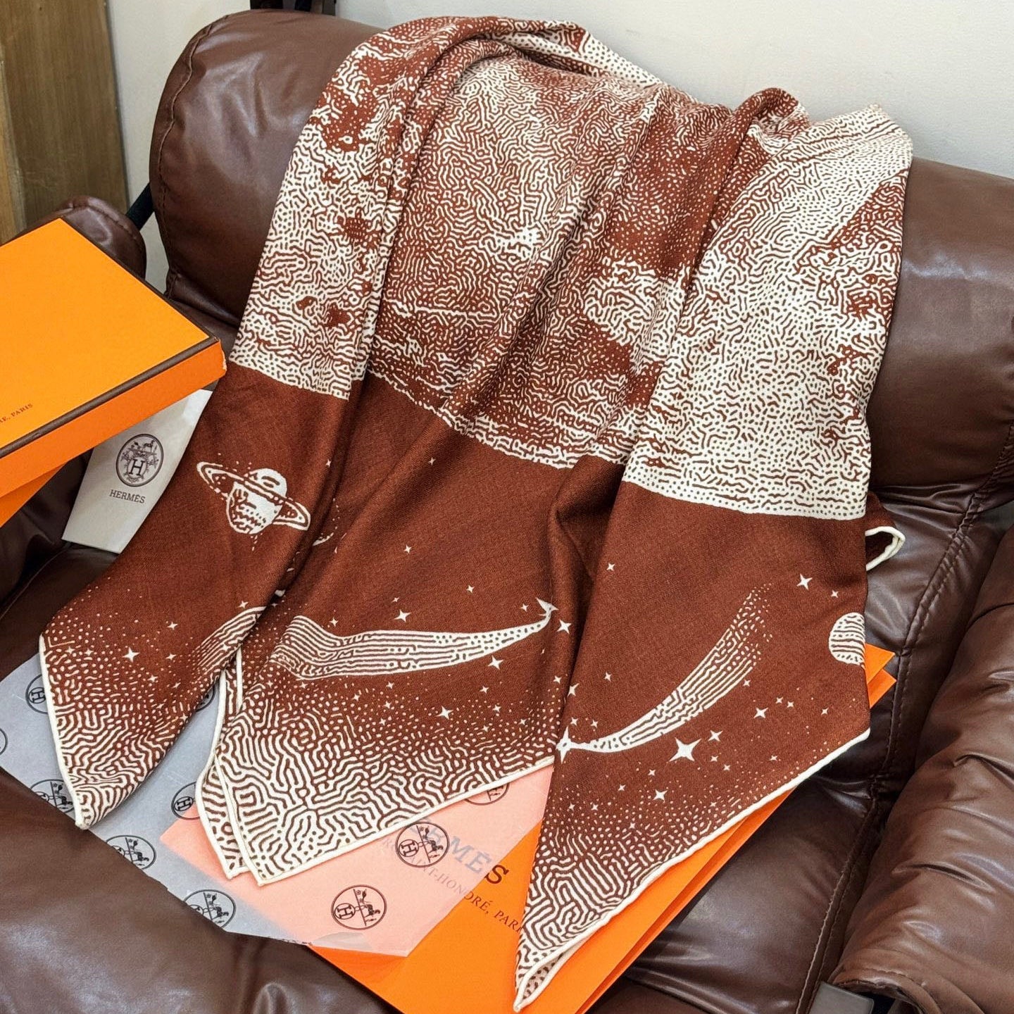 HM Clair de Lune 140 CM Brown Cashmere and Silk 293250