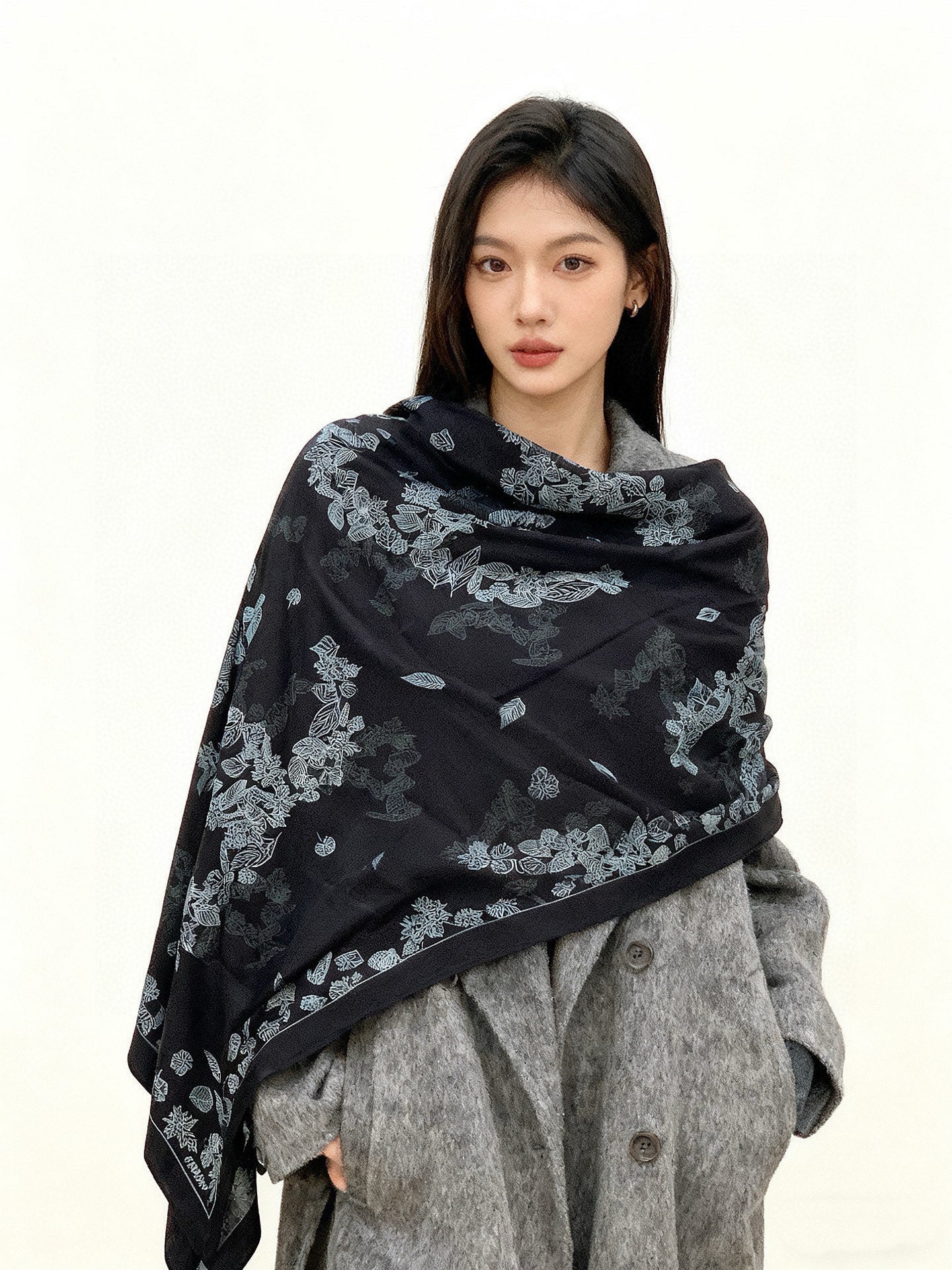 CC 25 Scarf 140cm Black Gray Cashmere 293260