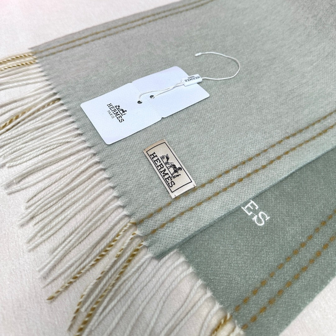 HM Scarf 190 CM Greenish Gray Wool 969439